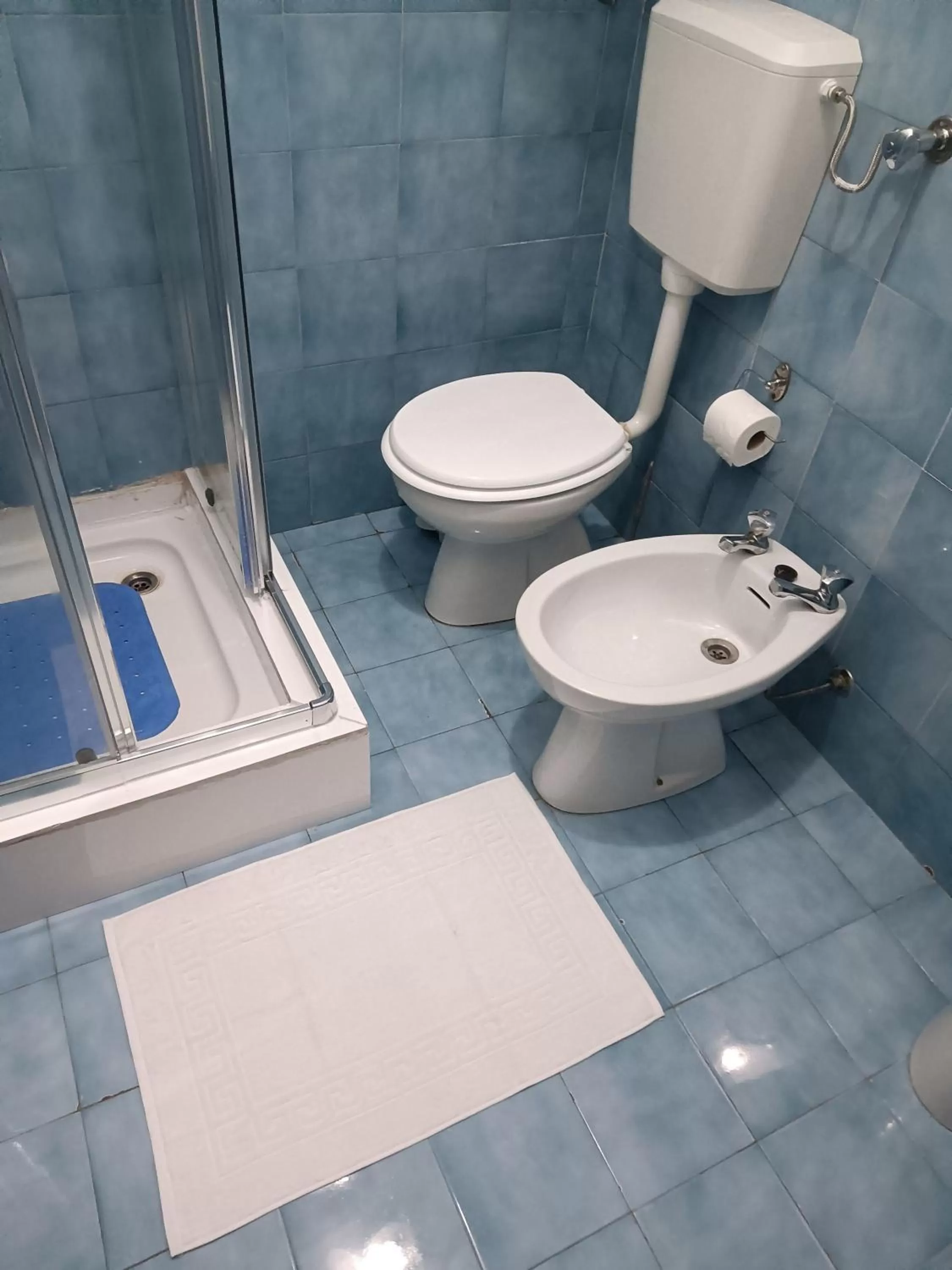 Bathroom in Alojamento Local Largo da Igreja