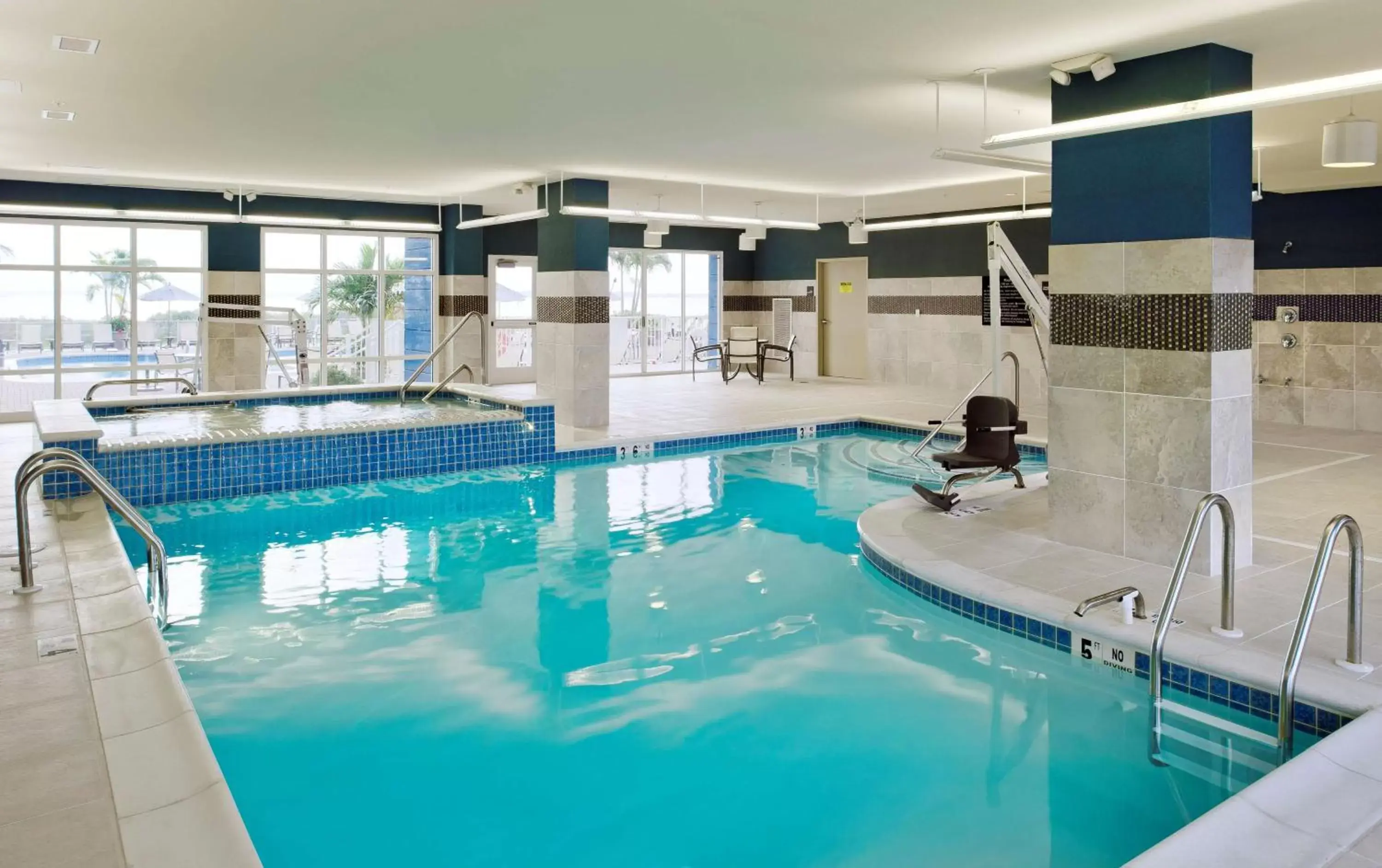 Pool view, Swimming Pool in Hampton Inn & Suites Ocean City