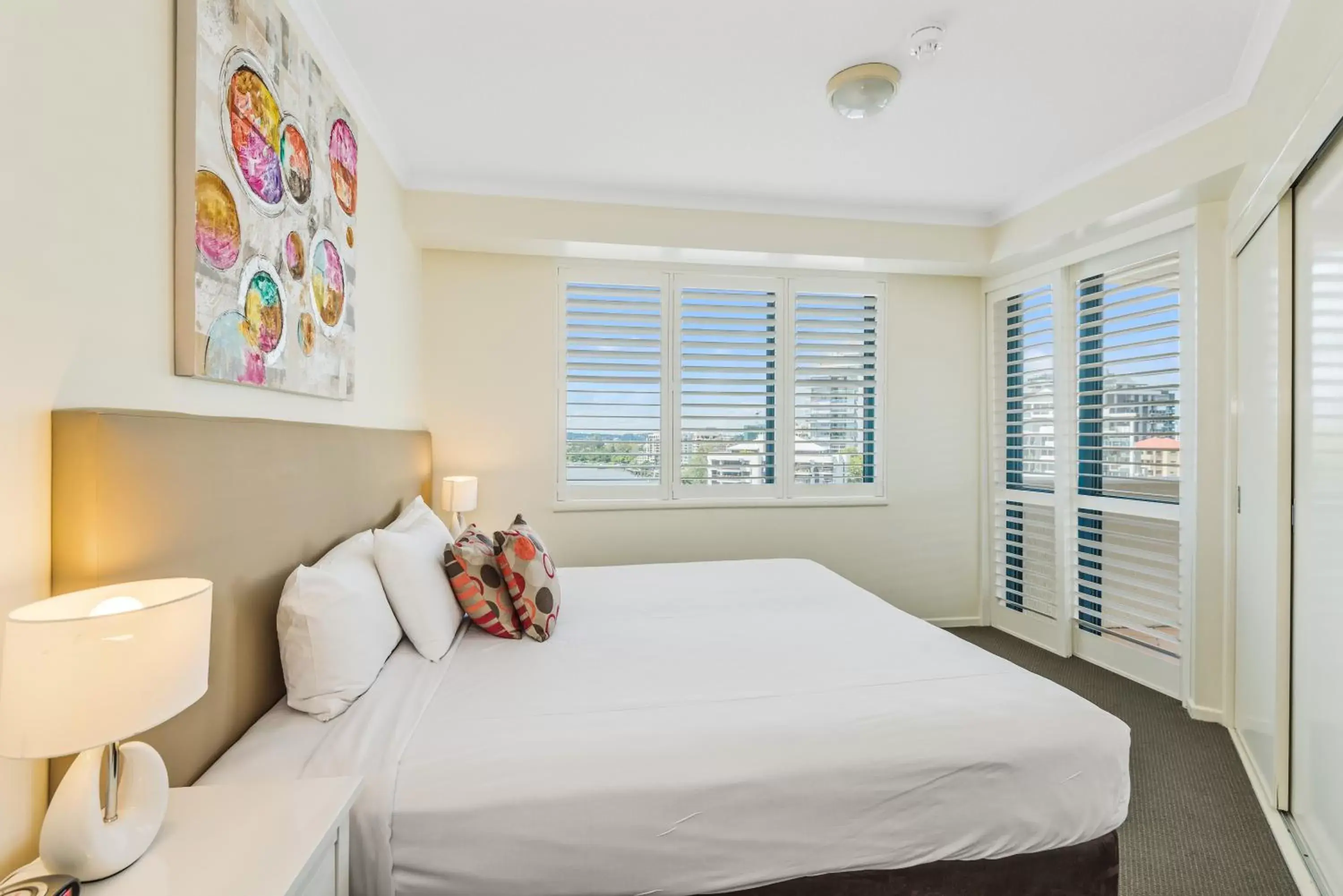 Bedroom, Bed in Central Dockside Apartment Hotel