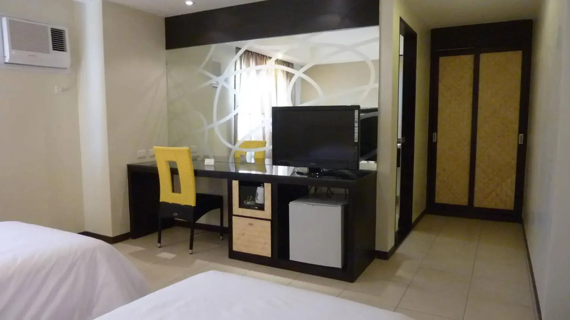 TV/Entertainment Center in Circle Inn - Iloilo City Center