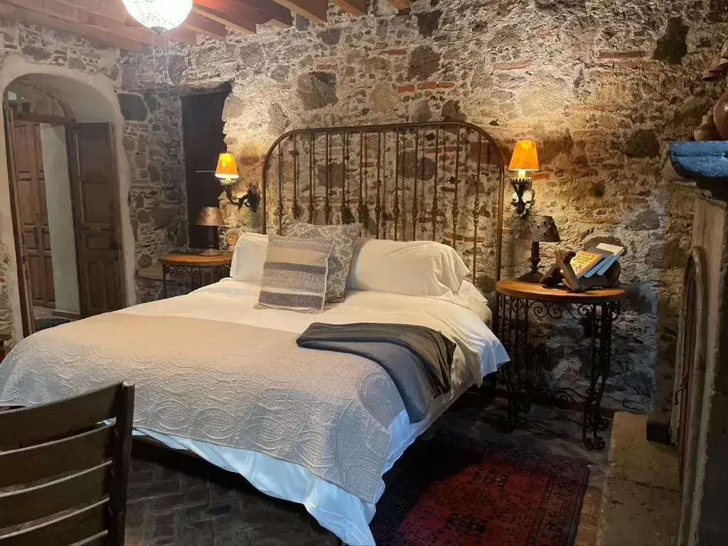 Bedroom, Bed in Hacienda Las Amantes