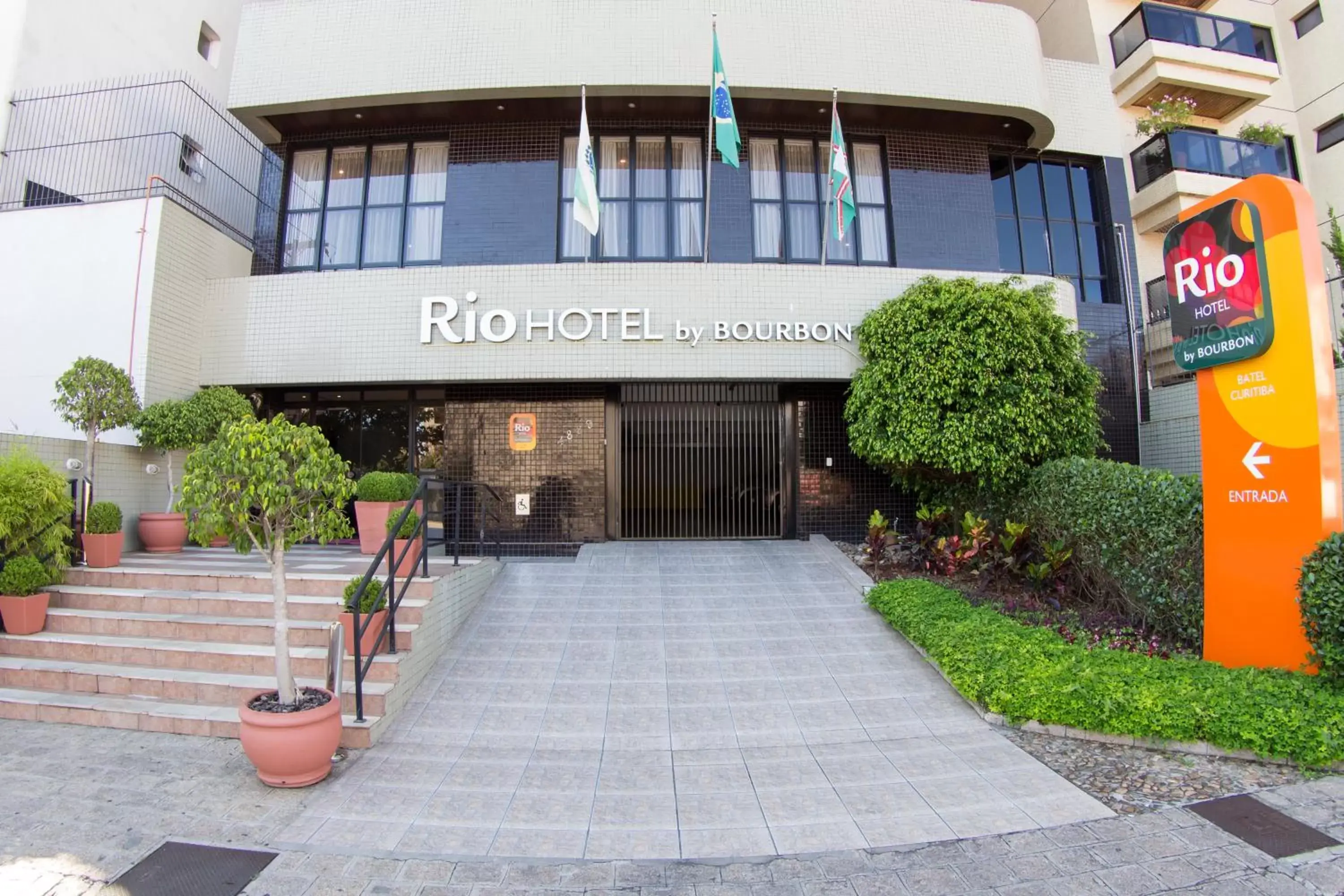 Facade/entrance in Rio Hotel by Bourbon Curitiba Batel