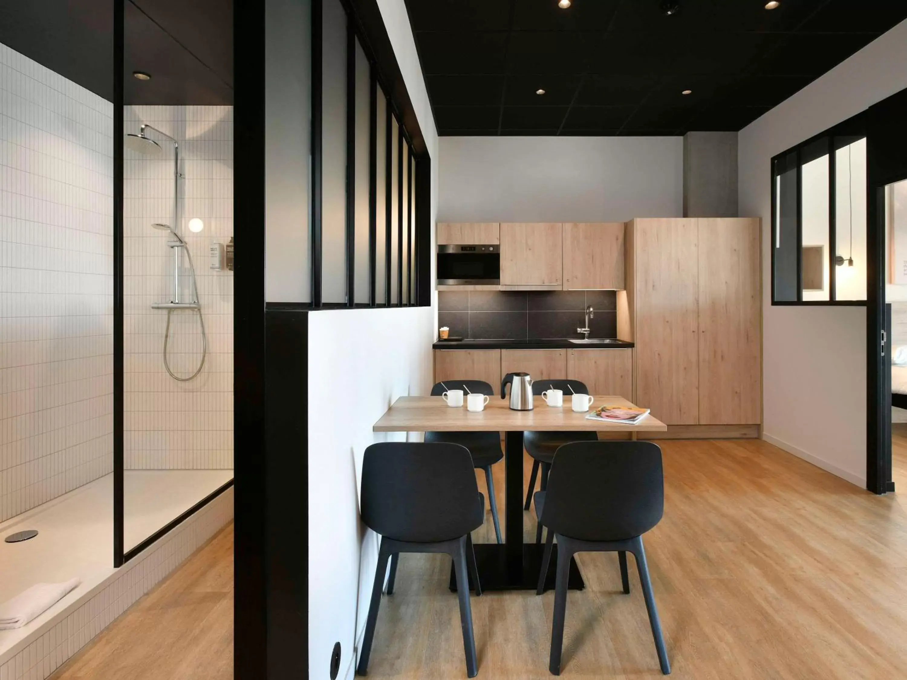 Bathroom, Kitchen/Kitchenette in ibis Styles Namur