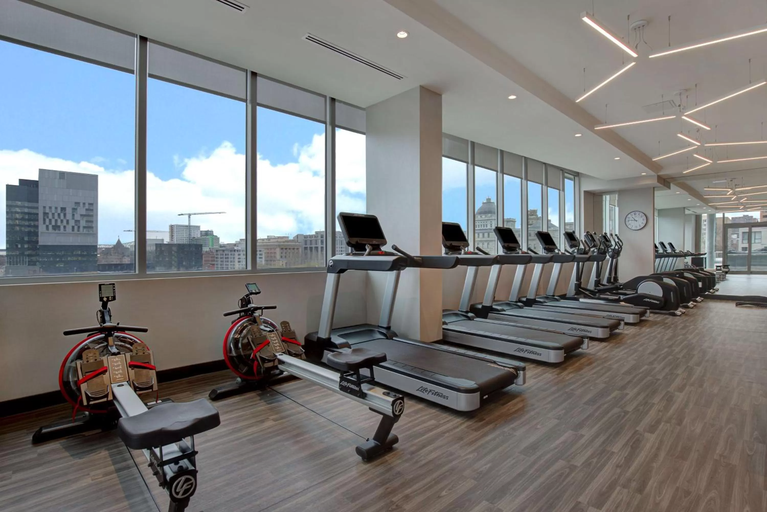 Fitness centre/facilities in Homewood Suites By Hilton Montreal Downtown