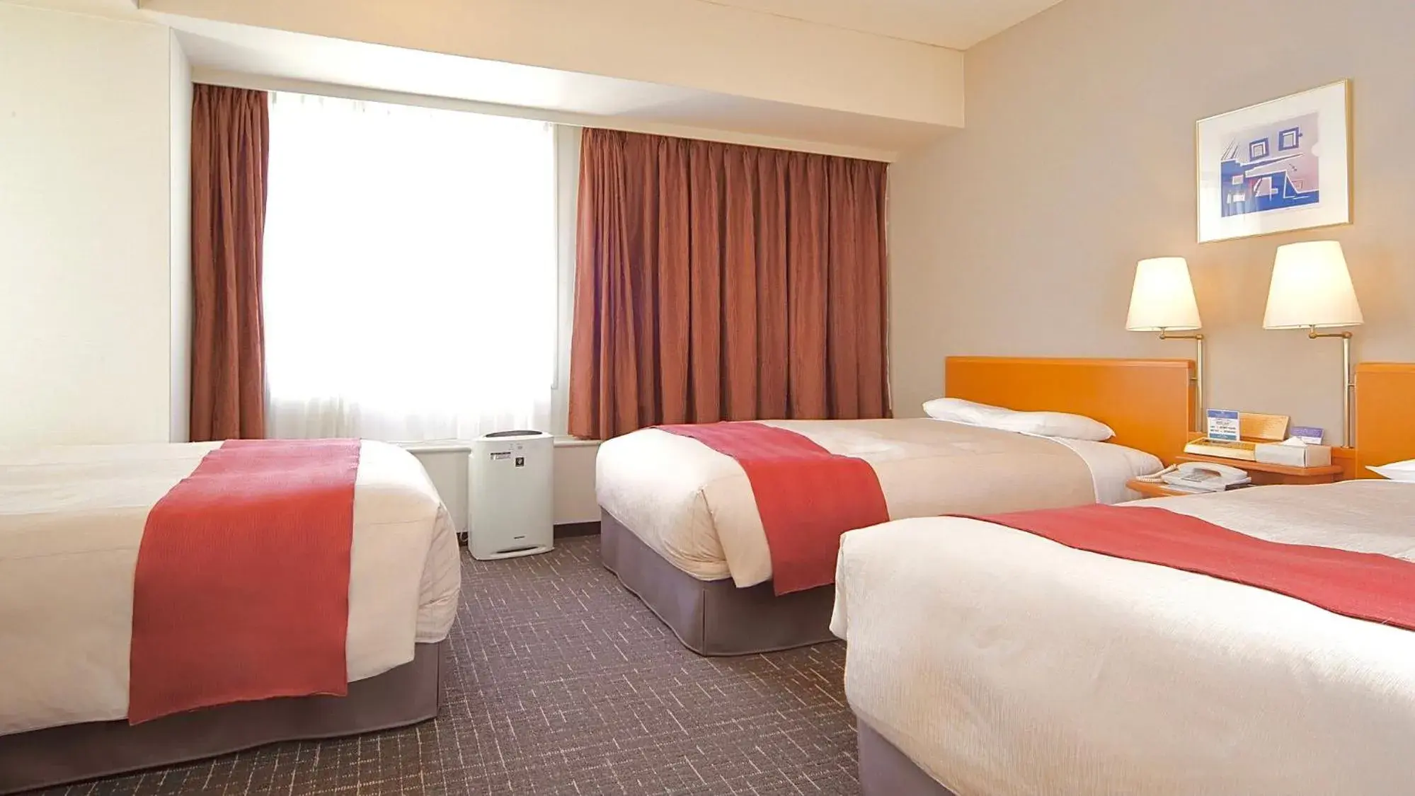 Bed in Tokyo Bay Ariake Washington Hotel