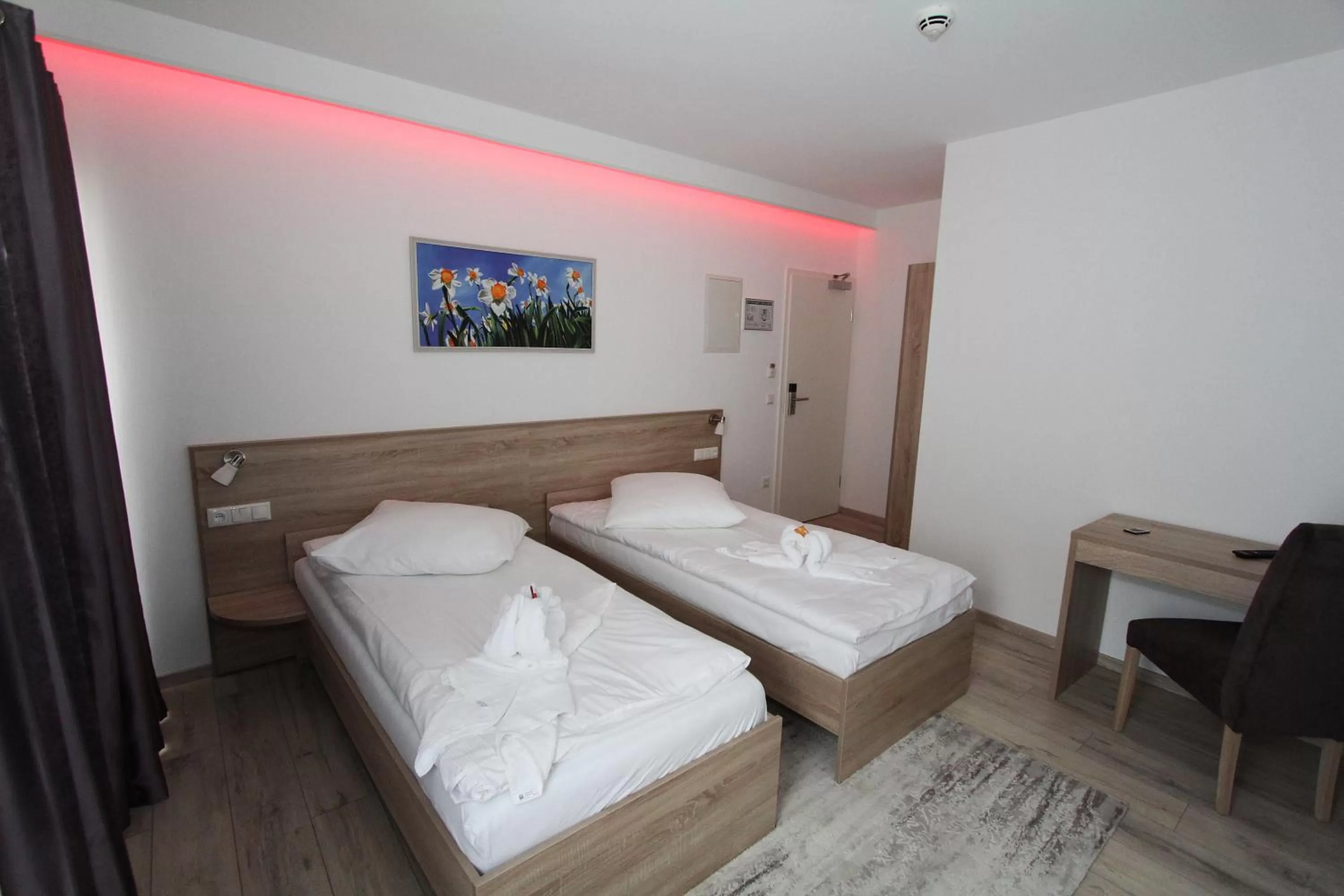 Bedroom, Bed in Pension Villa Colosseo im Herzen von Meiningen