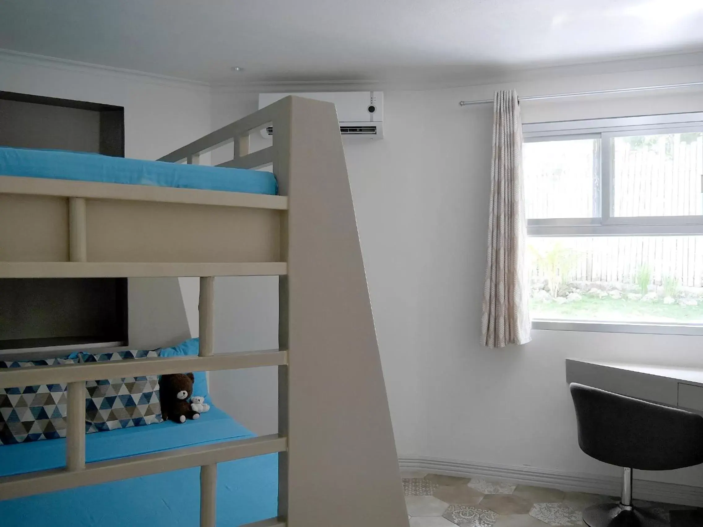 Two-Bedroom Suite in Bohol Dreamcatcher Resort Two-Bedroom Suite in Bohol Dreamcatcher Resort