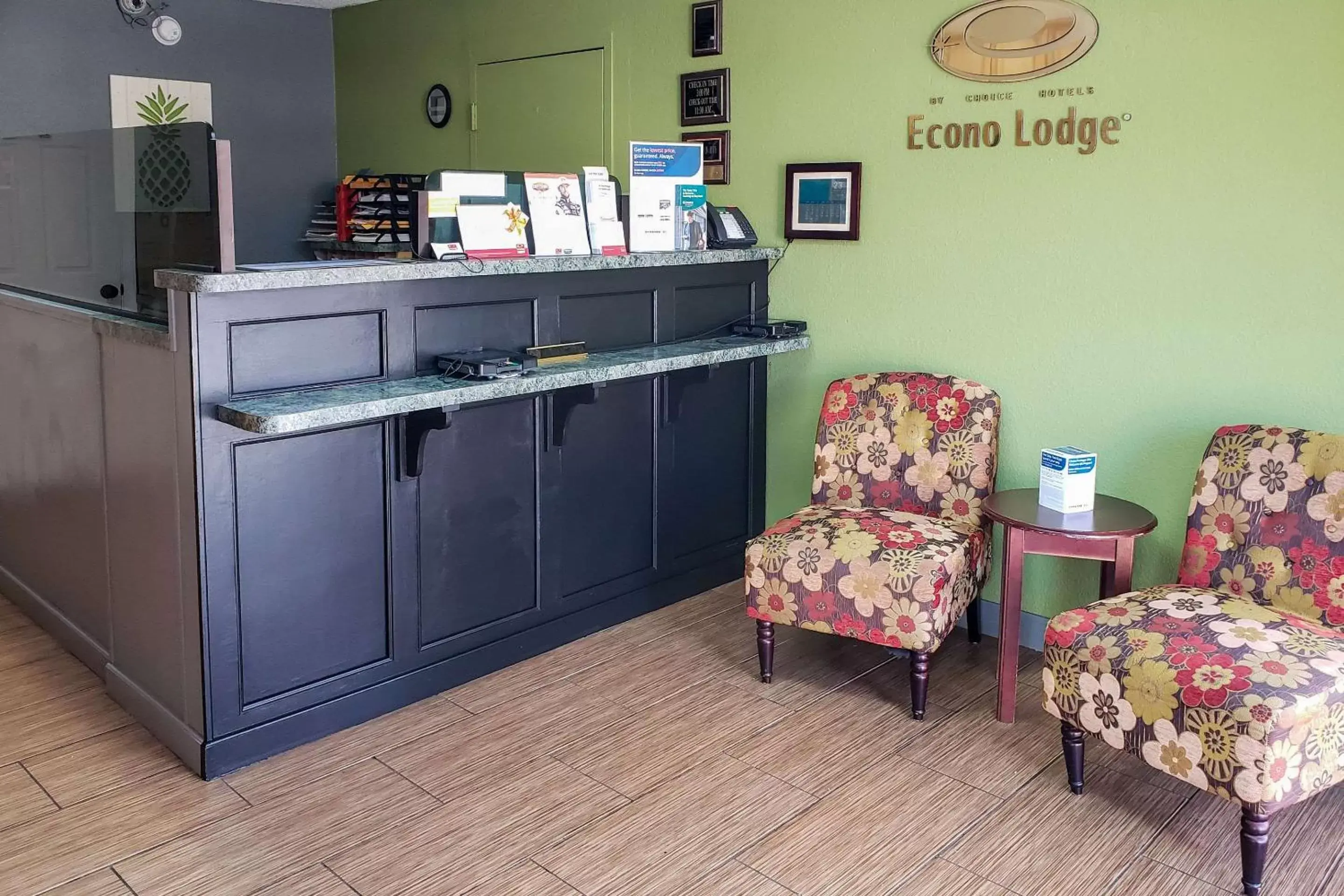 Lobby or reception in Econo Lodge Elizabeth City