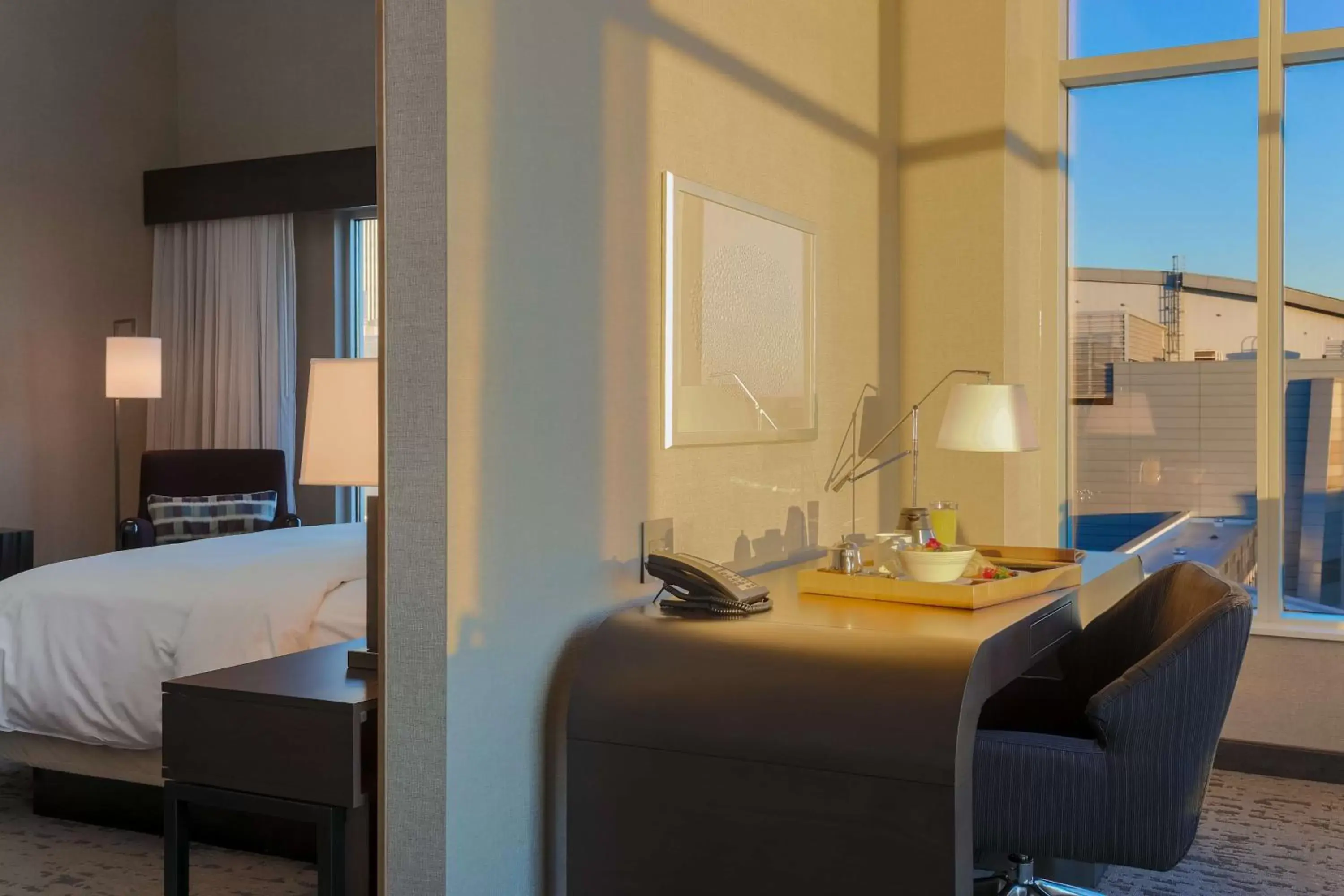 Bedroom in DoubleTree by Hilton Evansville