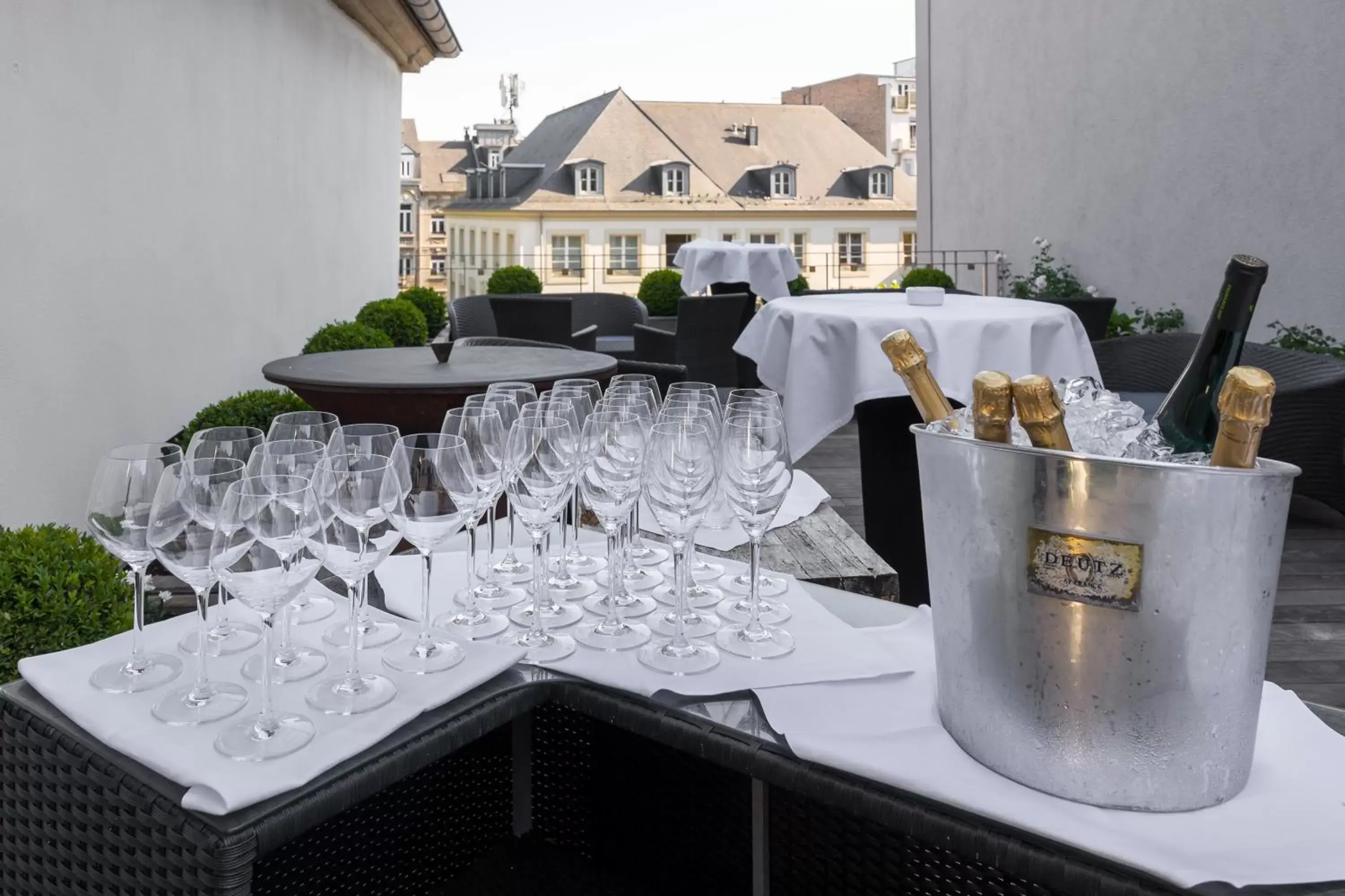 Banquet/Function facilities in Hotel Le Place d'Armes