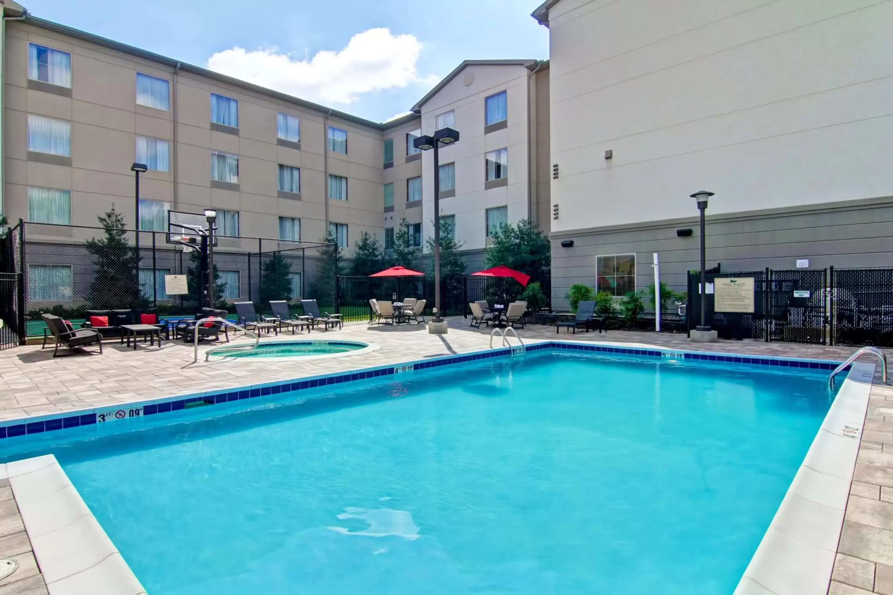 Pool view, Property Building in Homewood Suites by Hilton Leesburg