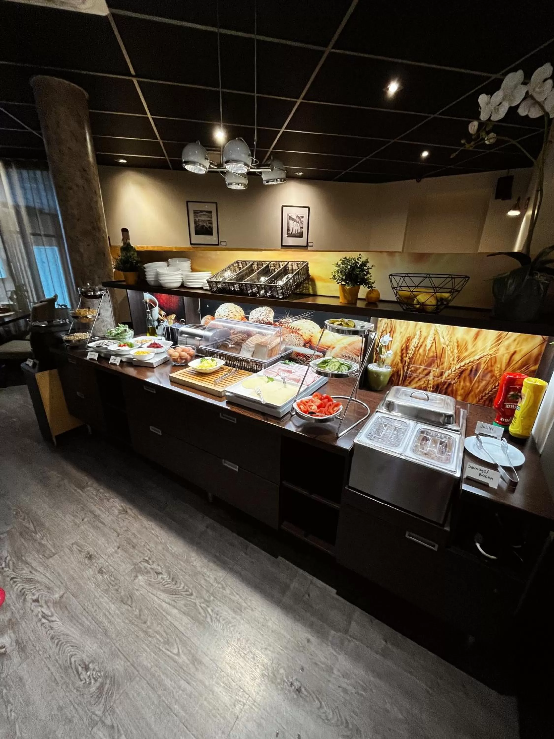 Breakfast in Braavo Spa Hotel