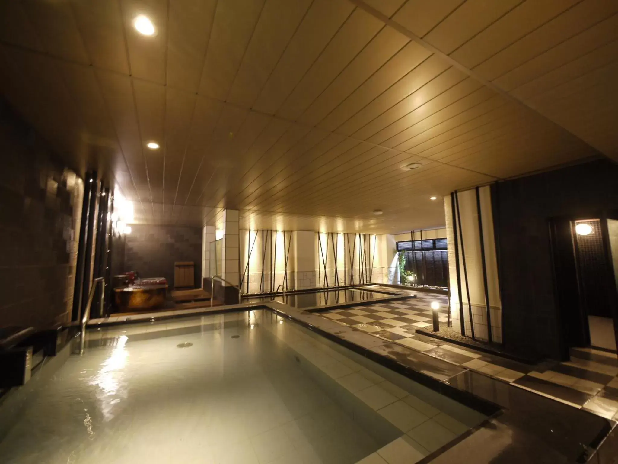 Hot Spring Bath, Swimming Pool in Himeji Castle Grandvrio Hotel