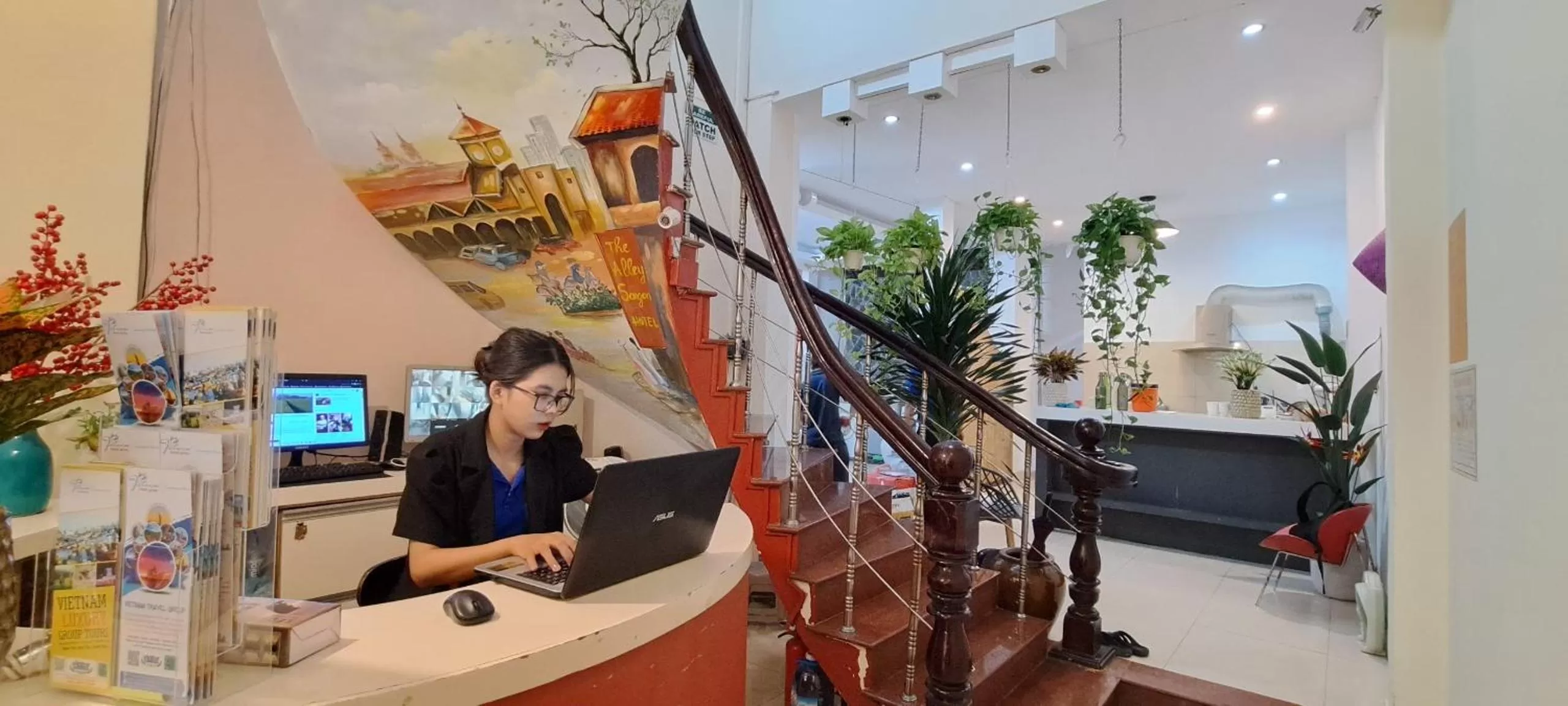Lobby or reception in The Alley Saigon Hotel