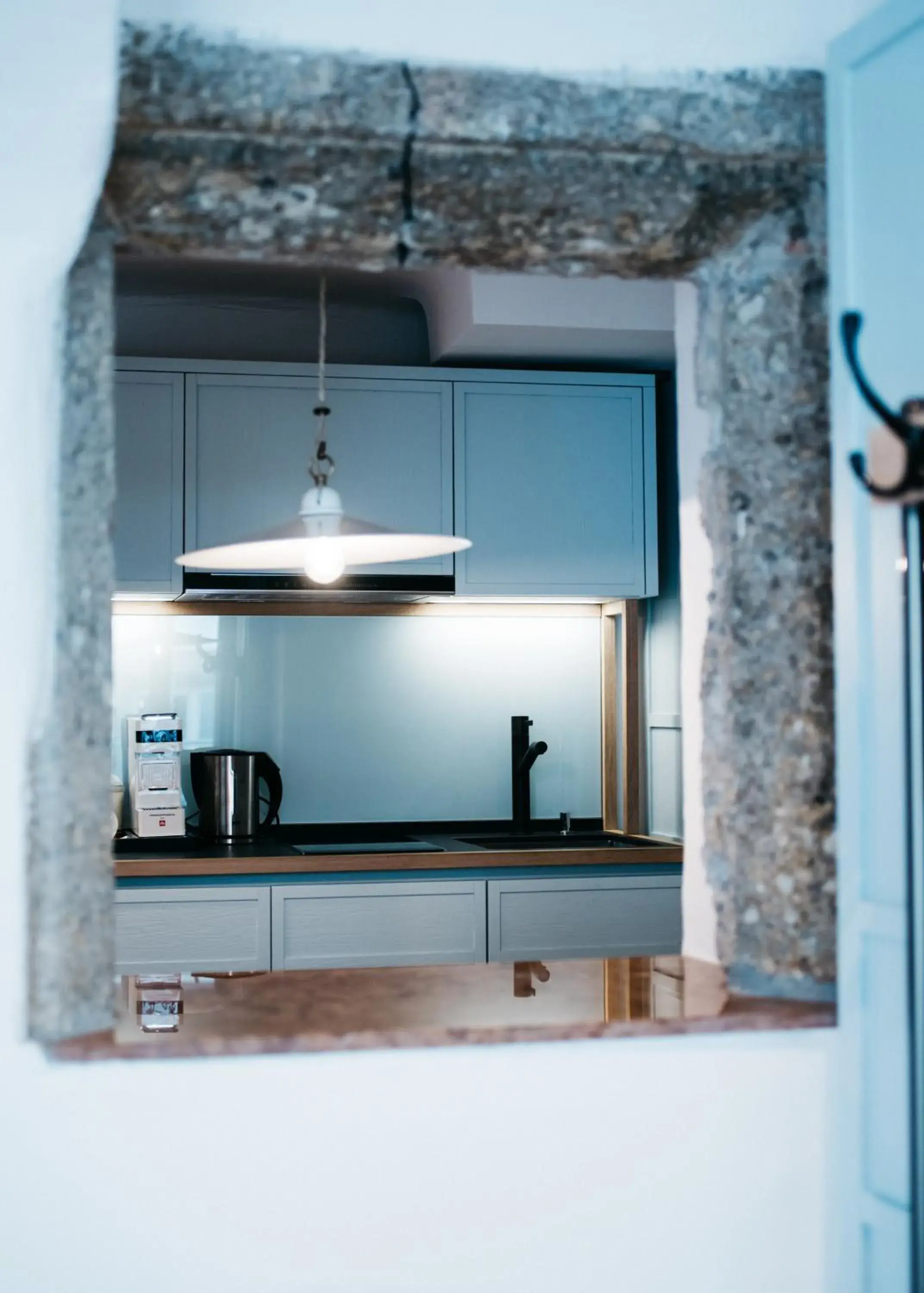 Kitchen or kitchenette, Kitchen/Kitchenette in Arthotel Blaue Gans