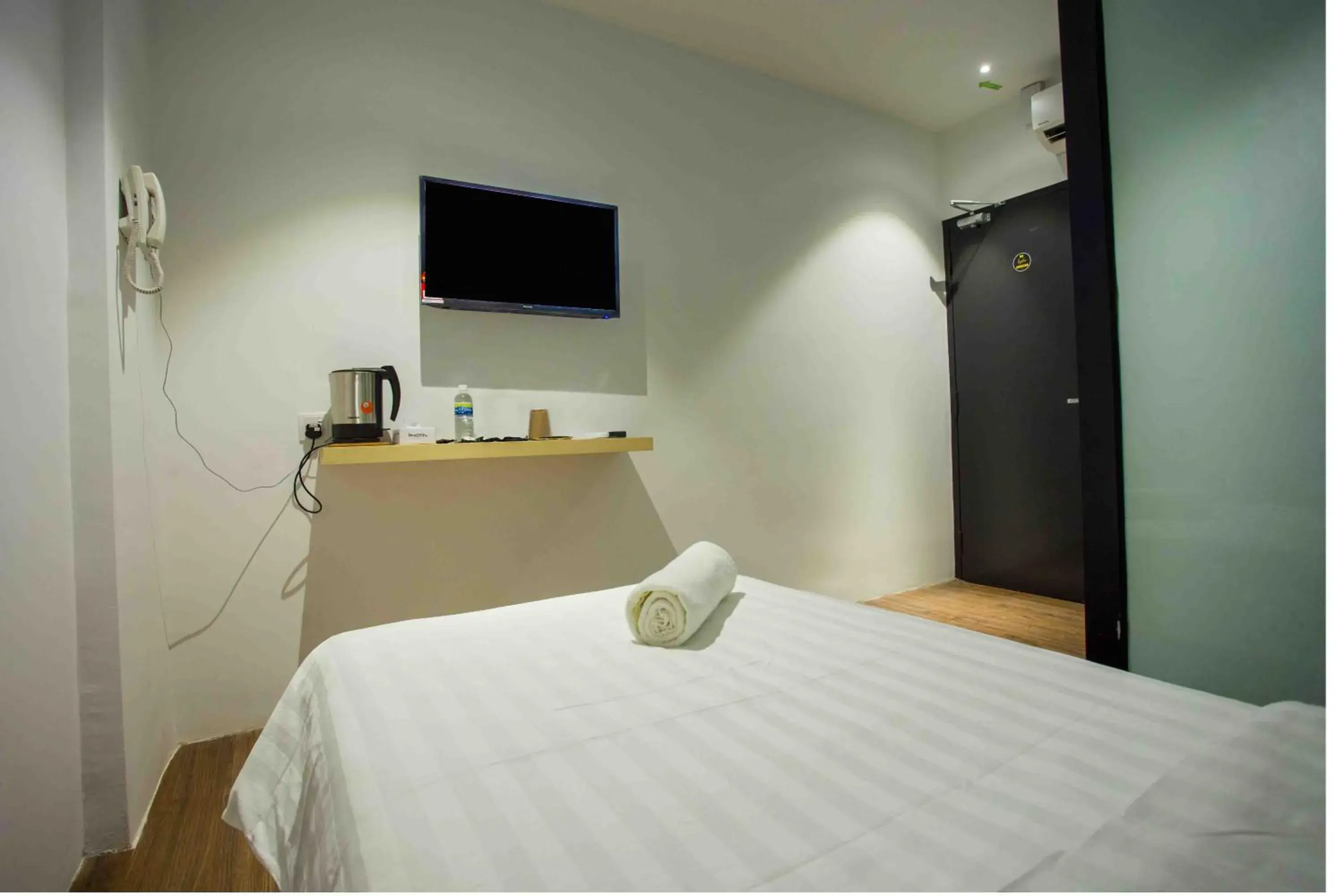 TV and multimedia, Bed in Stella Hotel Johor Bahru