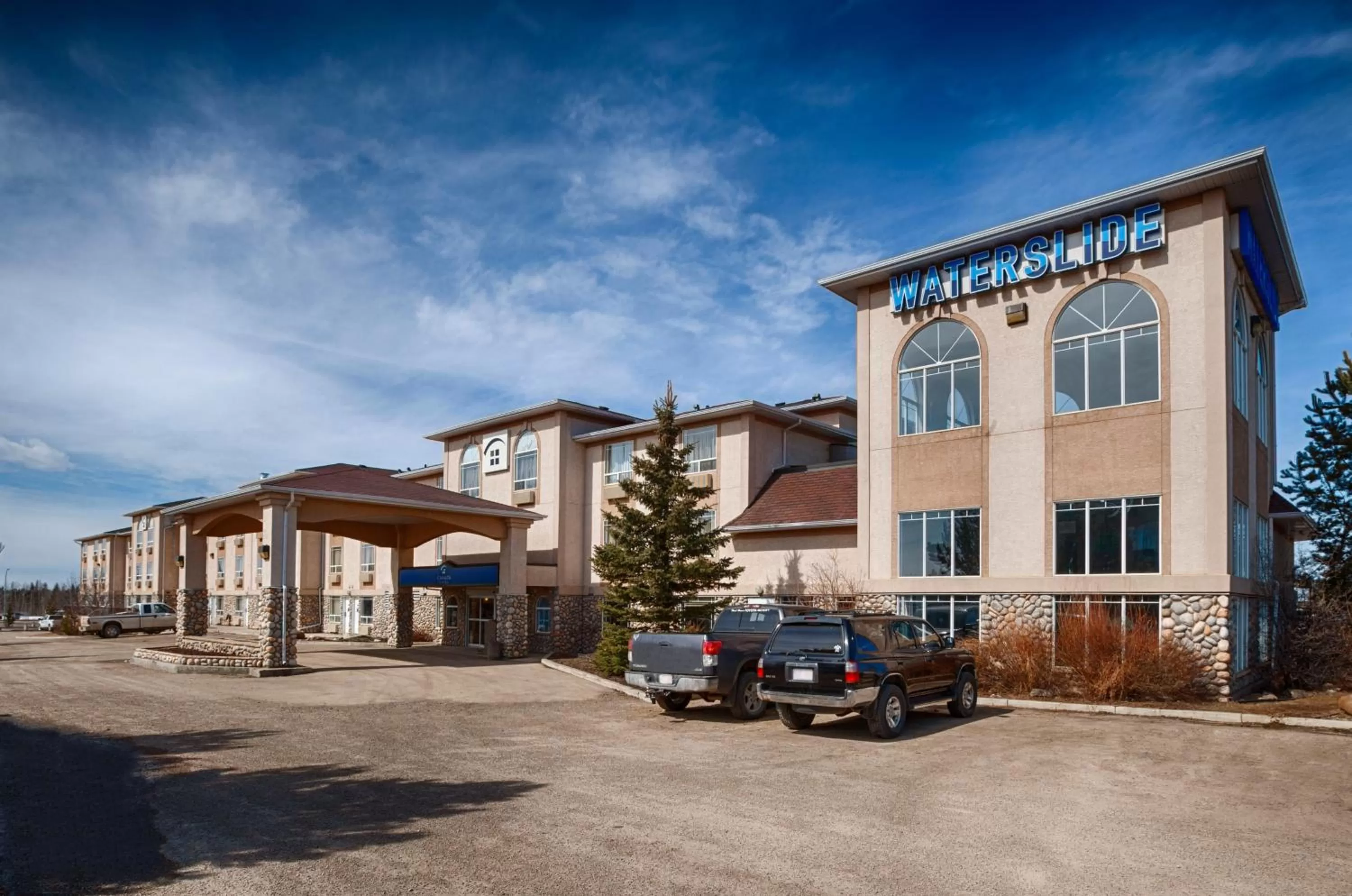 Property building in Canalta Rocky Mountain House