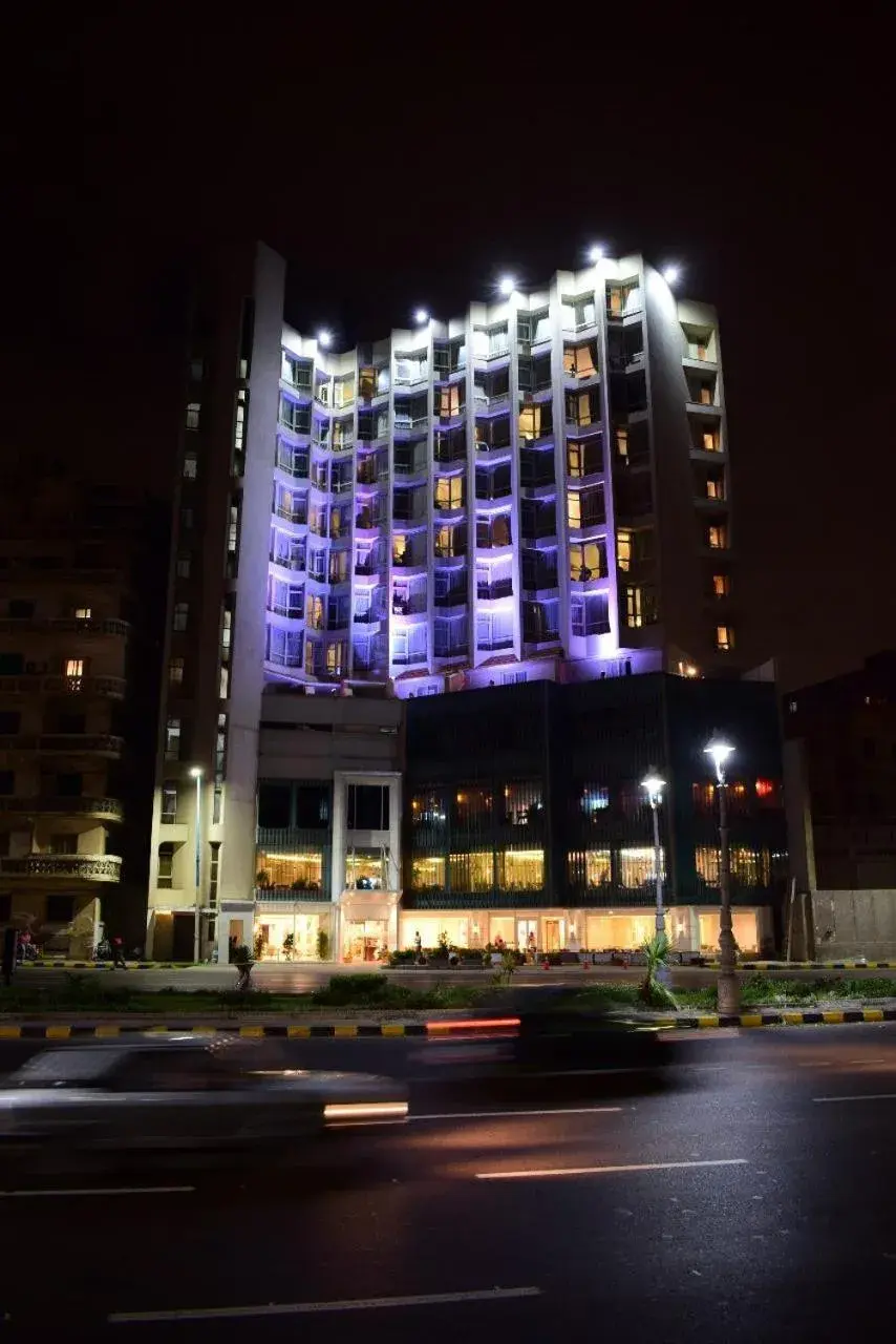 Property Building in Romance Alexandria Hotel