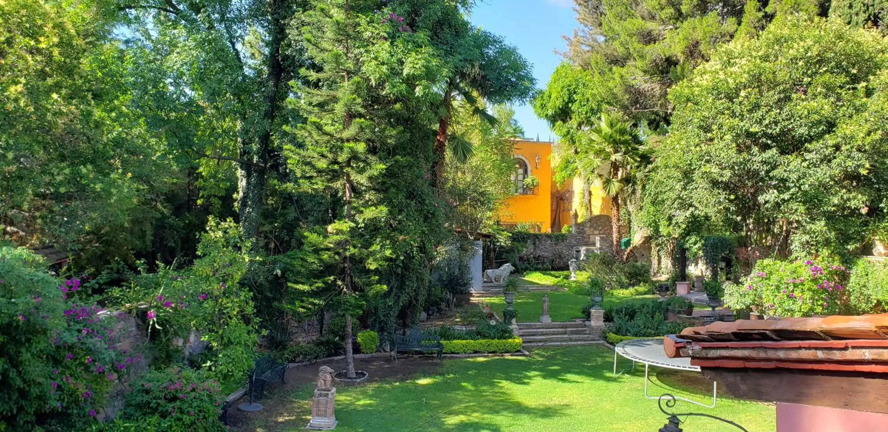 Garden, Swimming Pool in Tres Fuentes Hotel Boutique