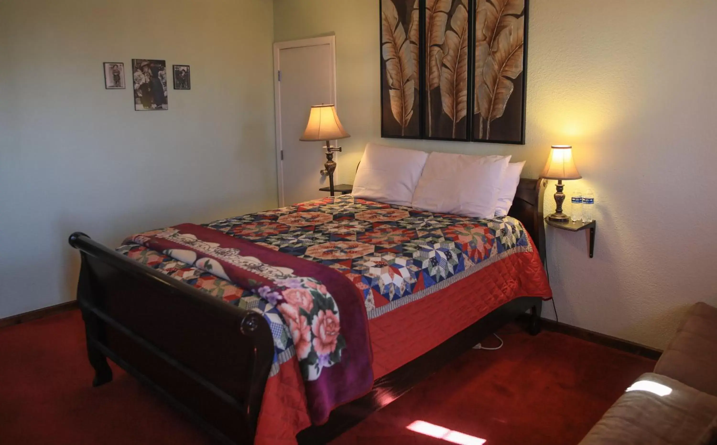 Bed in Playa Hermosa Inn at the beach