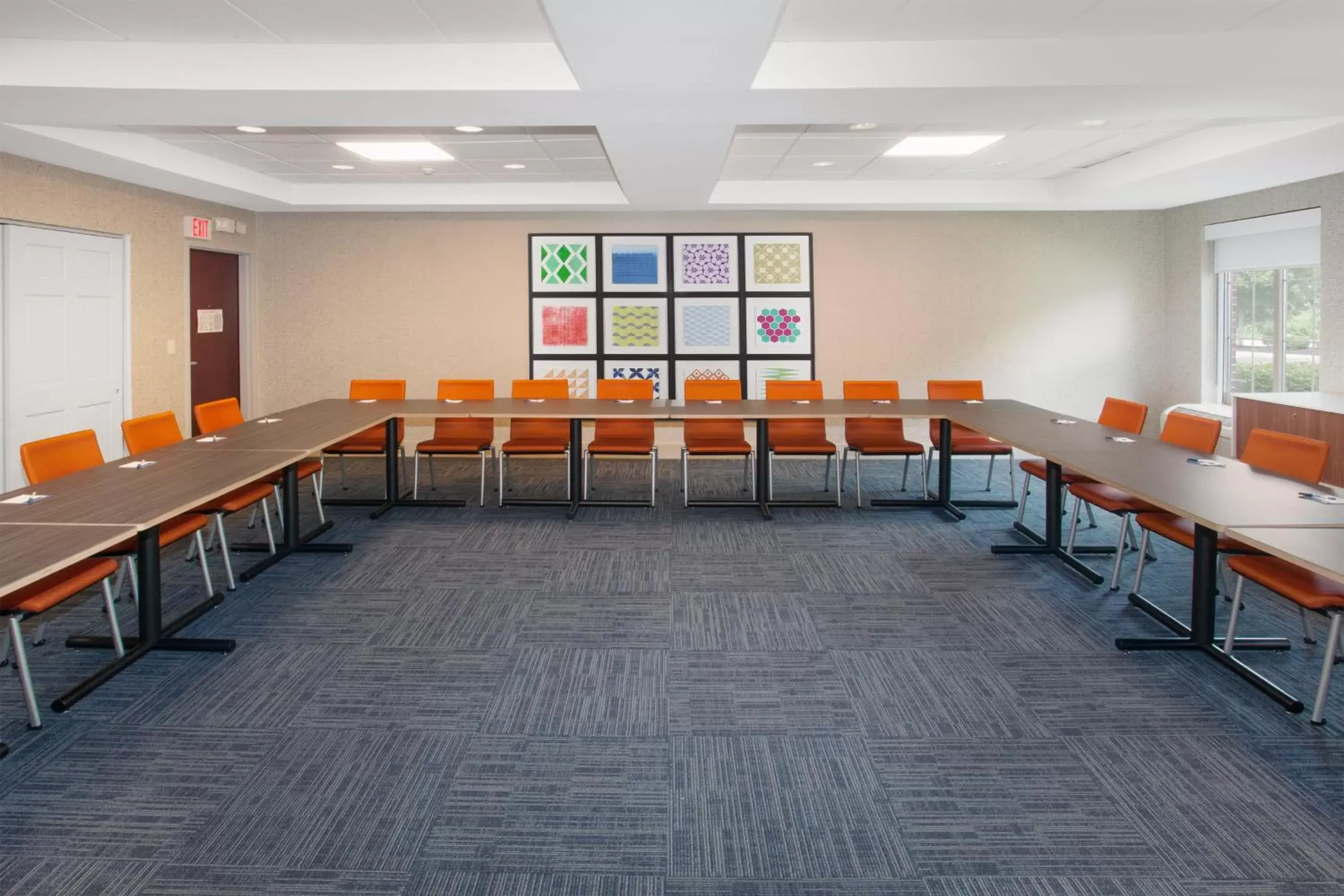 Meeting/conference room in Holiday Inn Express Haskell-Wayne Area, an IHG Hotel