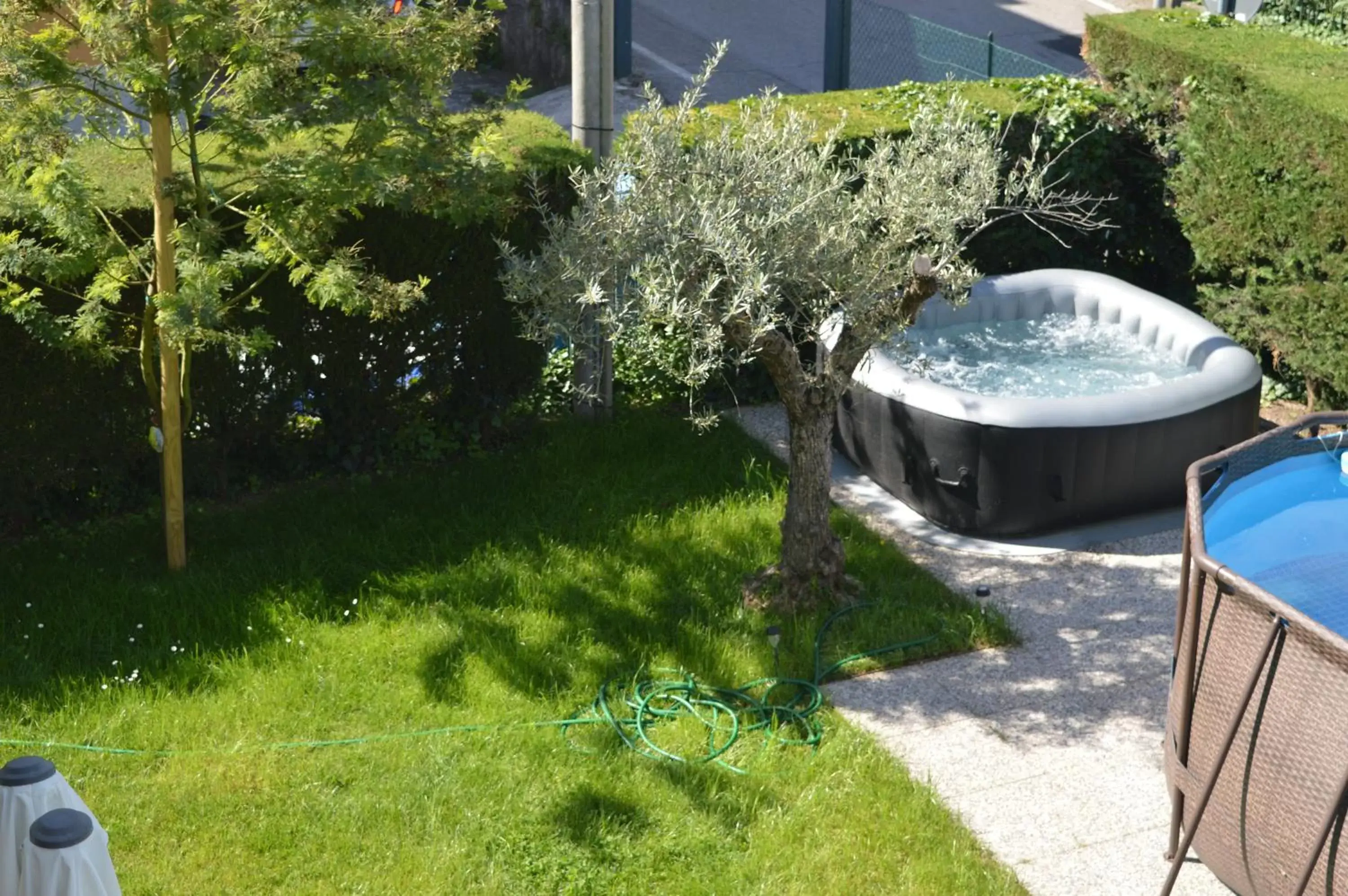 Hot Tub in Il Sole e la Luna B&B in Garda