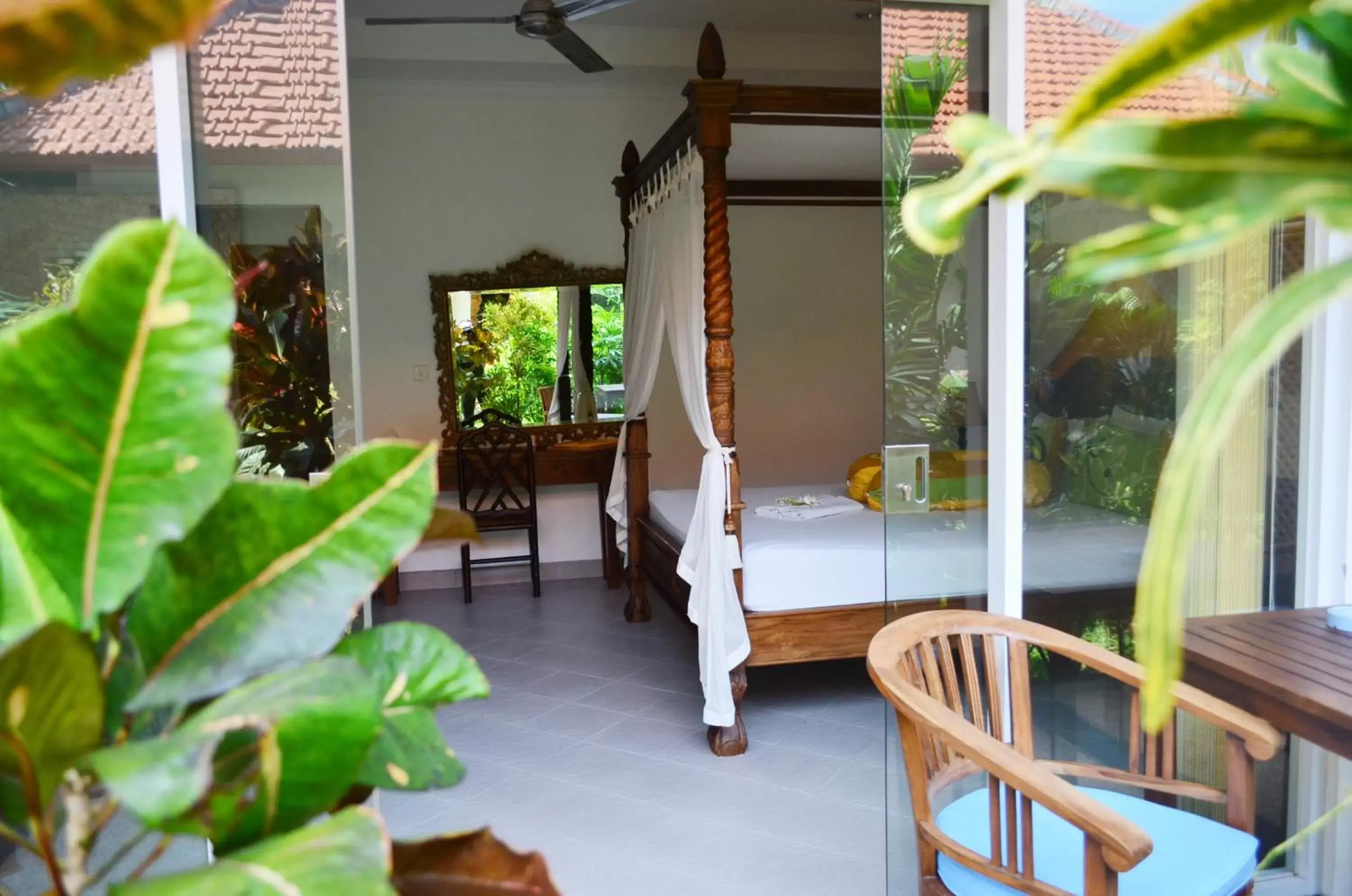 Bedroom in Aquarius Beach Hotel