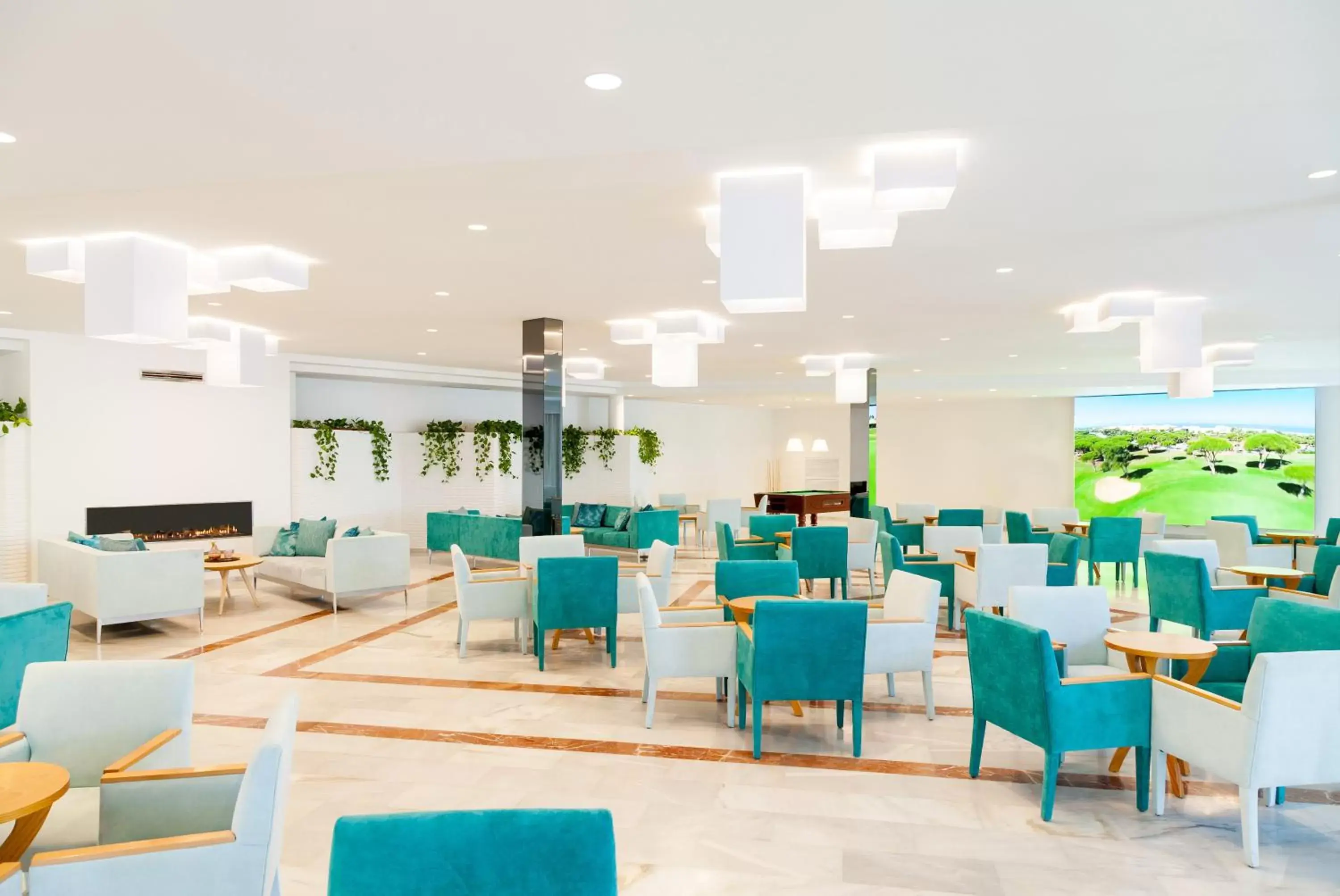 Lounge or bar, Restaurant/Places to Eat in Iberostar Royal Andalus