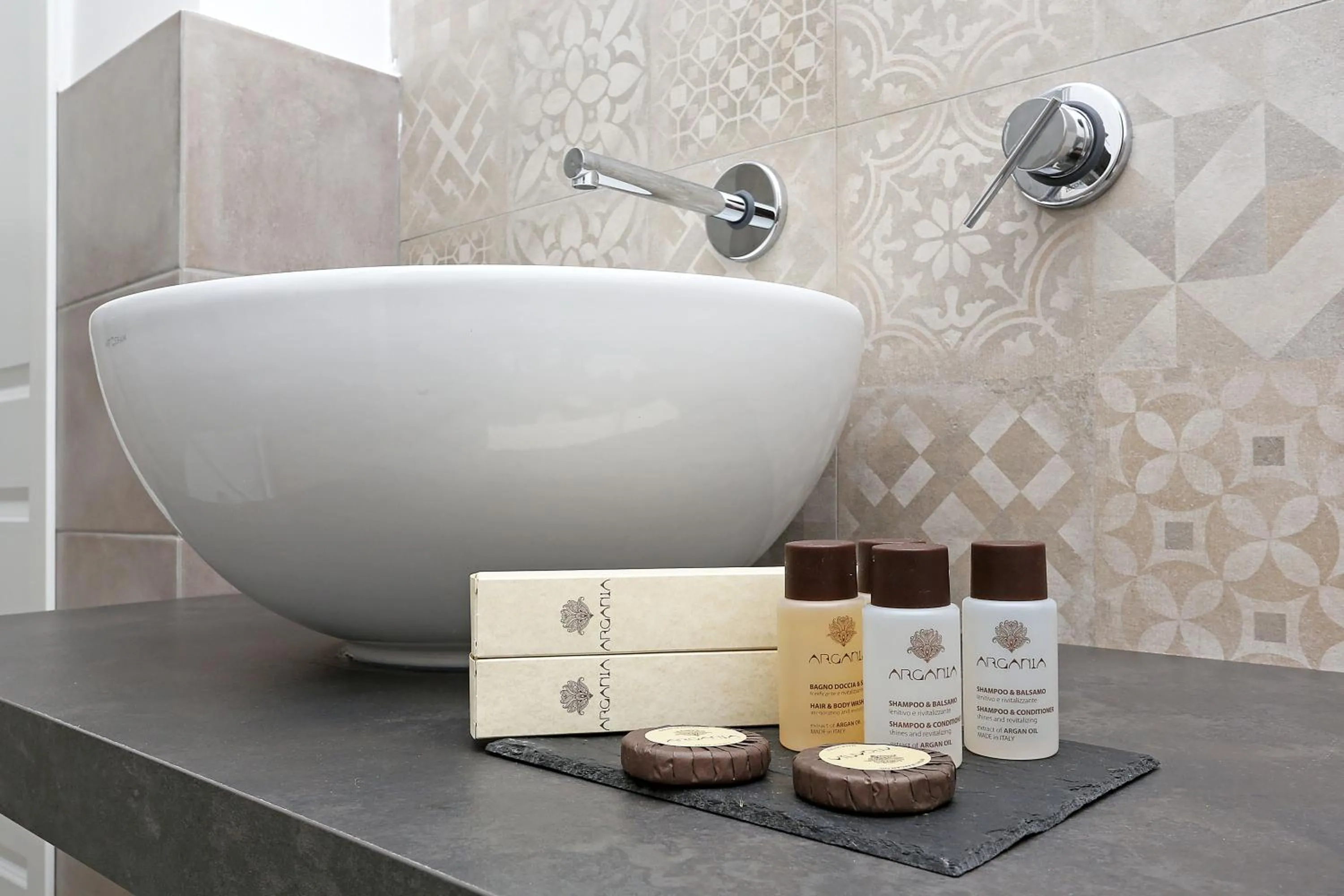 Bathroom in Capricci Romani