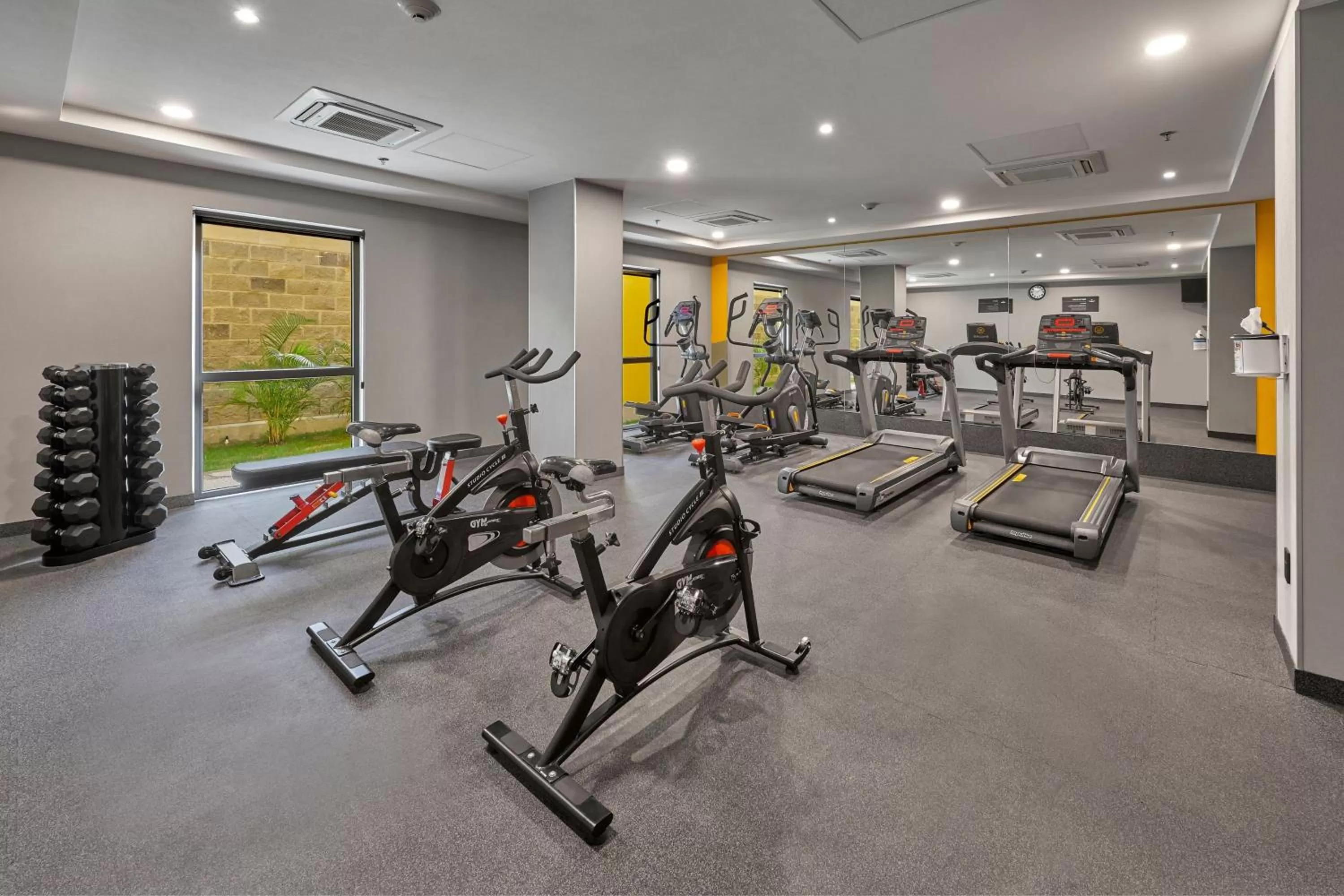 Fitness centre/facilities in City Express by Marriott Tapachula