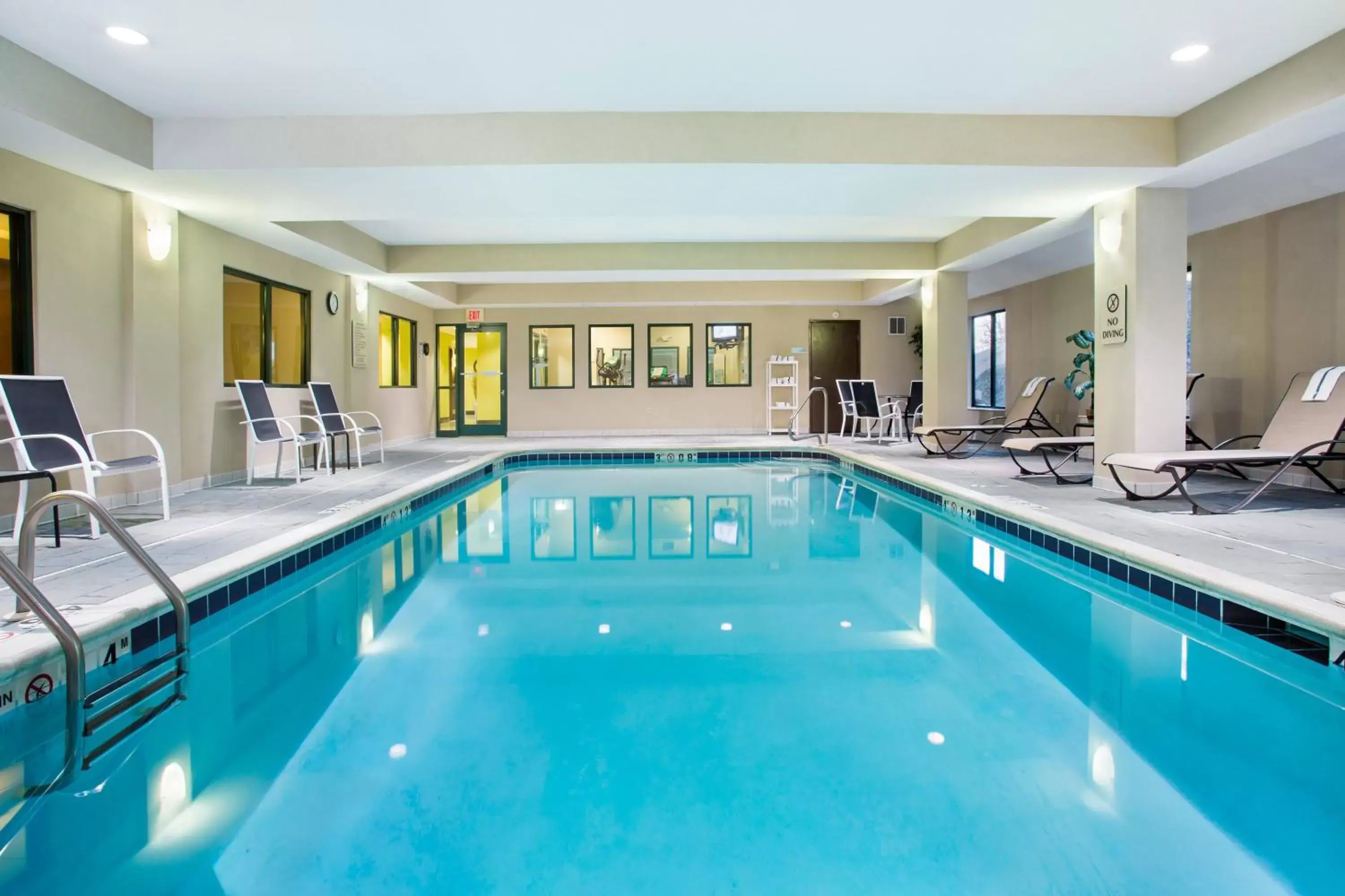 Swimming Pool in Holiday Inn Express & Suites Tell City, an IHG Hotel