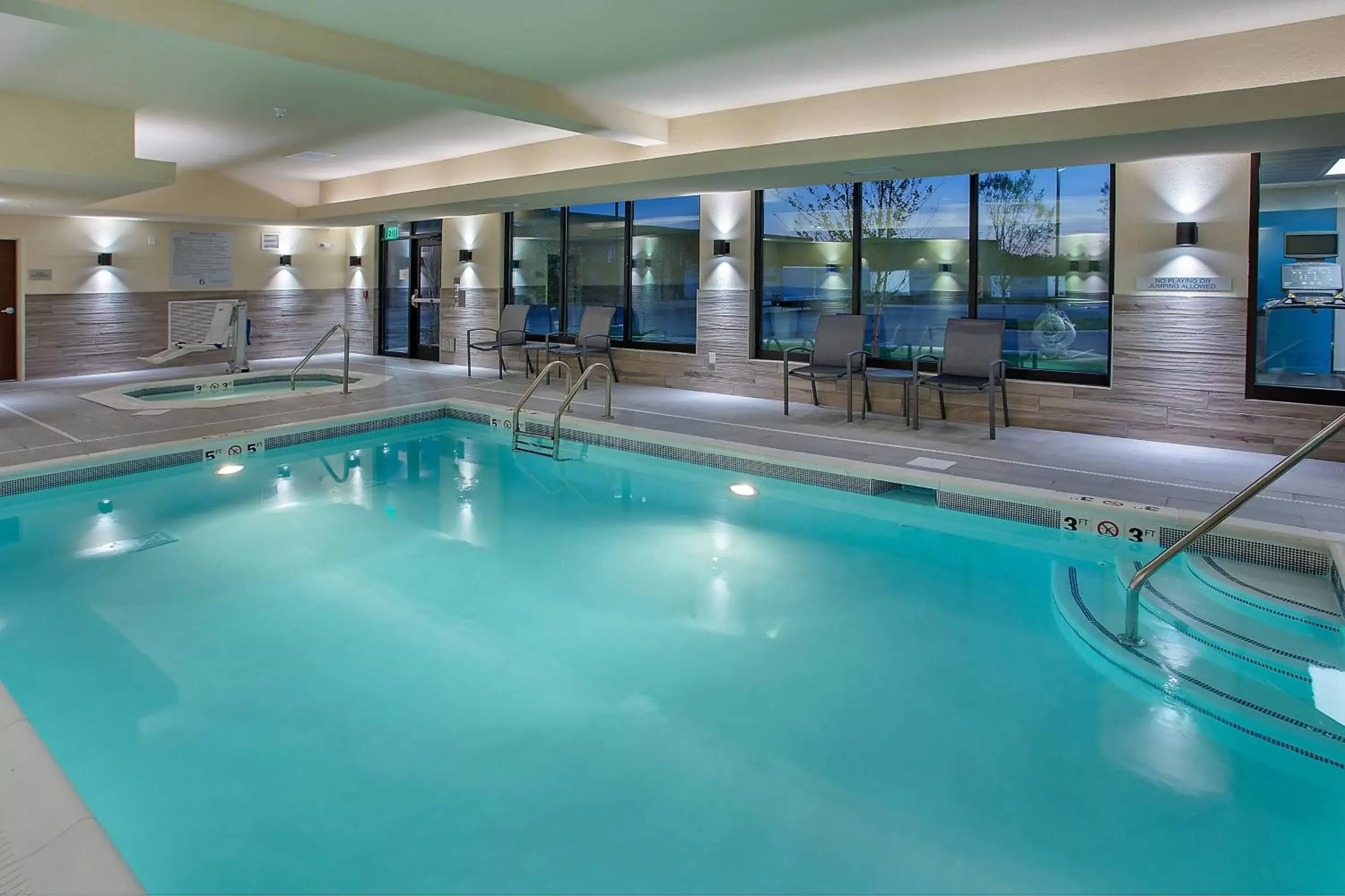 Swimming Pool in Fairfield Inn & Suites by Marriott Nashville Hendersonville