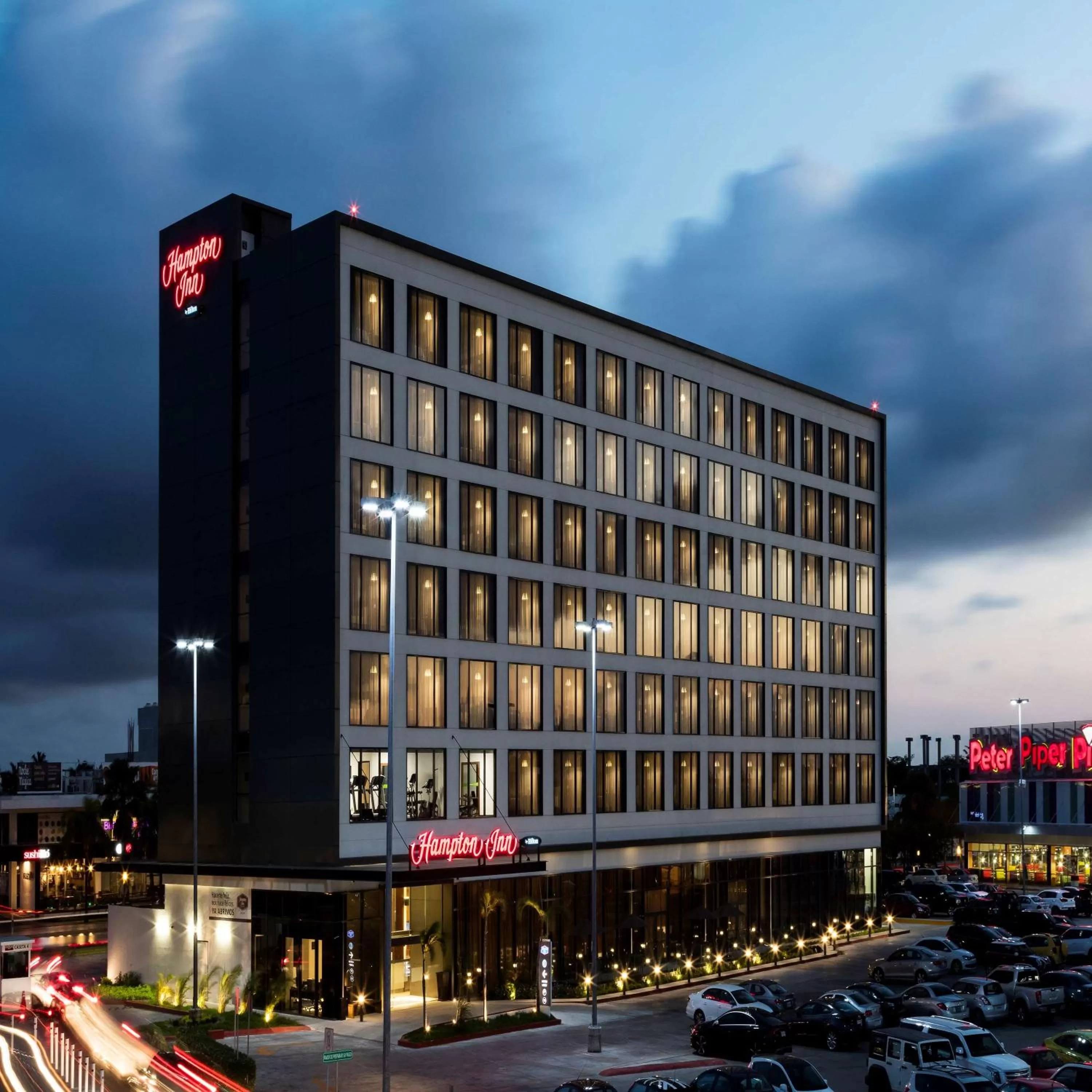 Property building in Hampton Inn By Hilton Cancun Cumbres