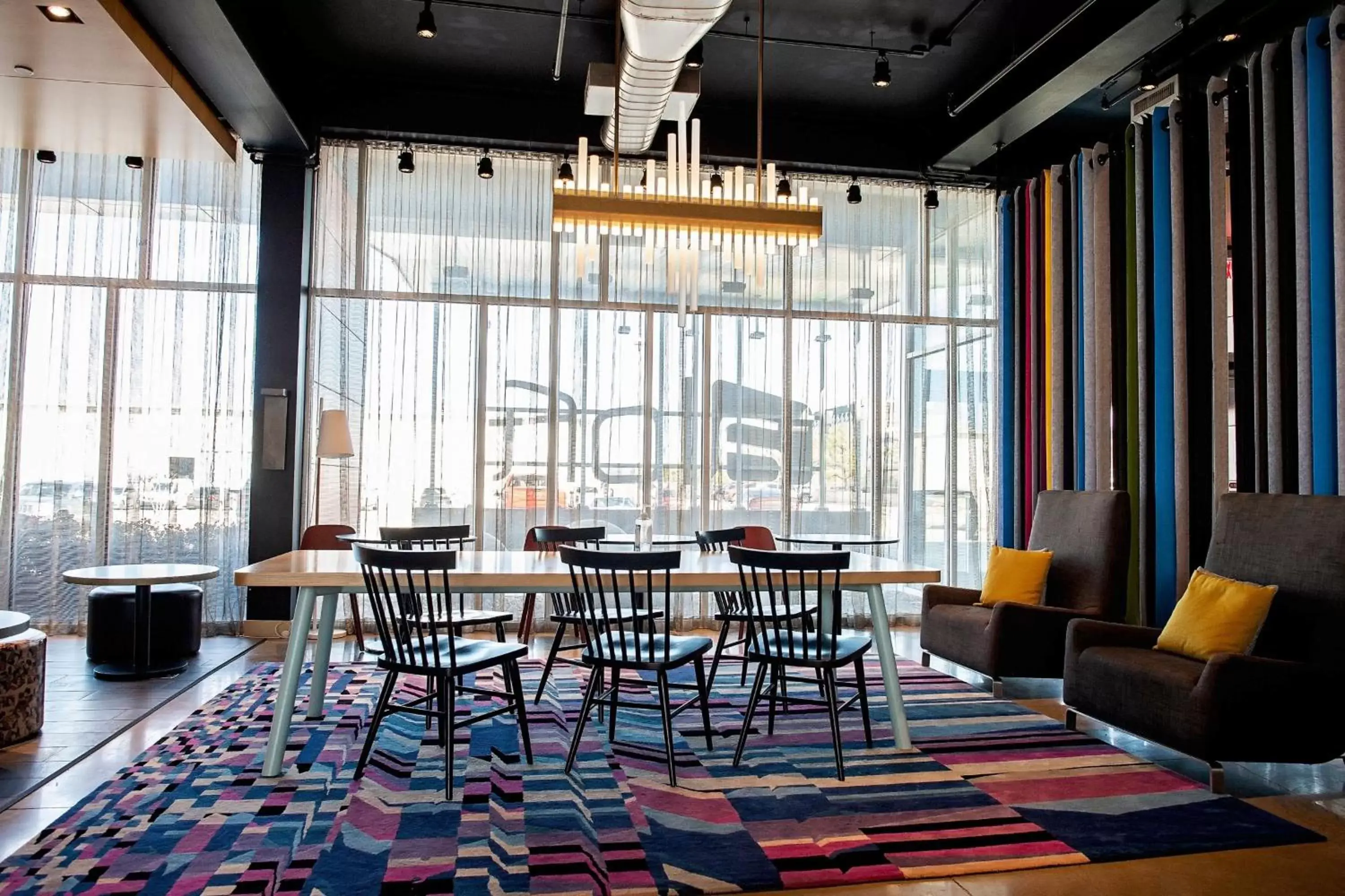 Spa and wellness centre/facilities, Restaurant/Places to Eat in Aloft Tulsa