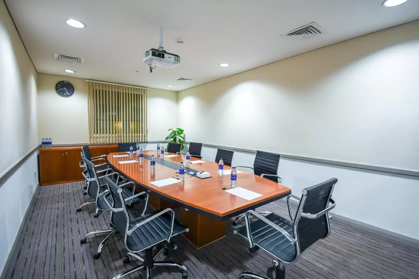 Meeting/conference room in Premier Inn Dubai International Airport
