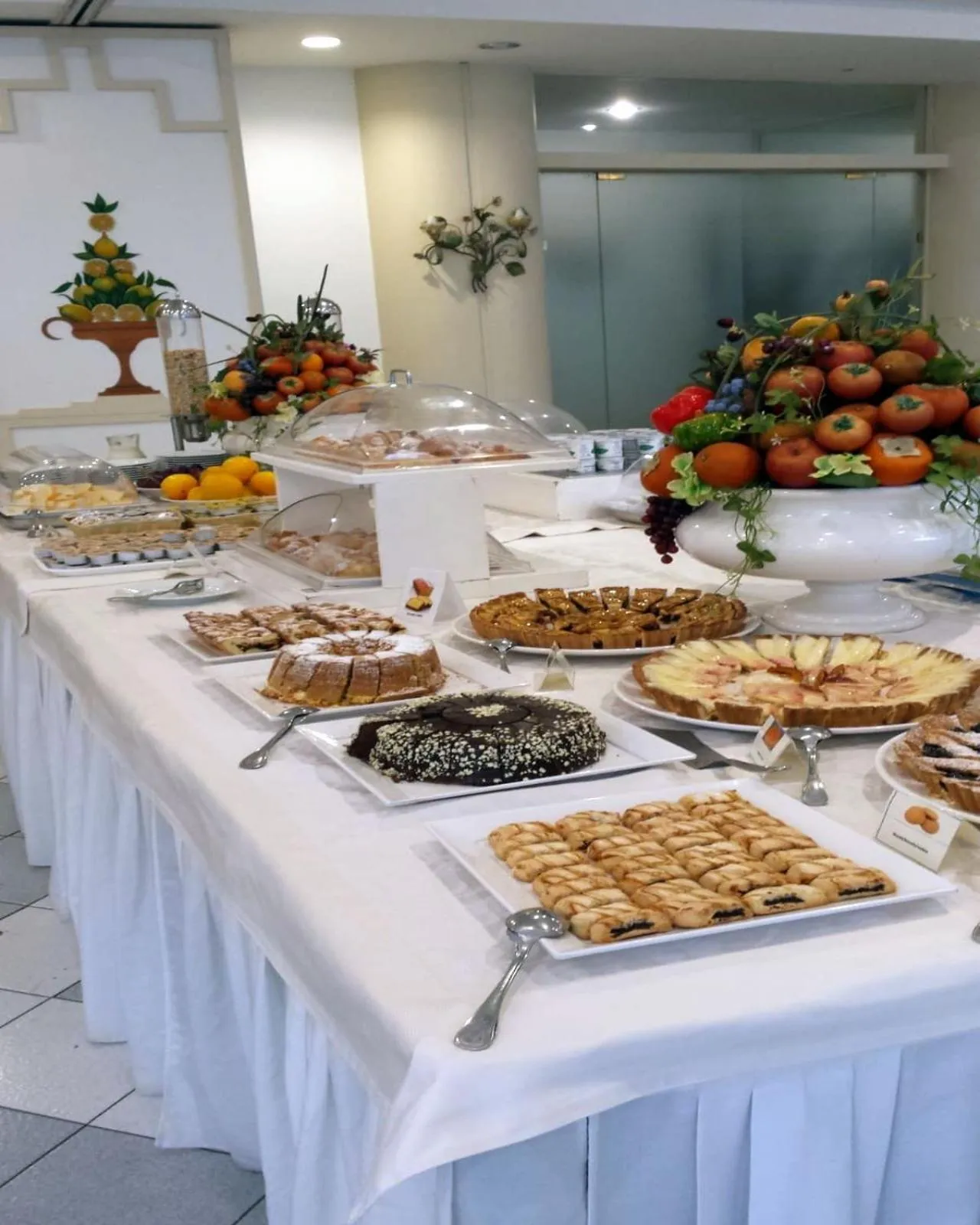 Breakfast in Hotel dei Congressi