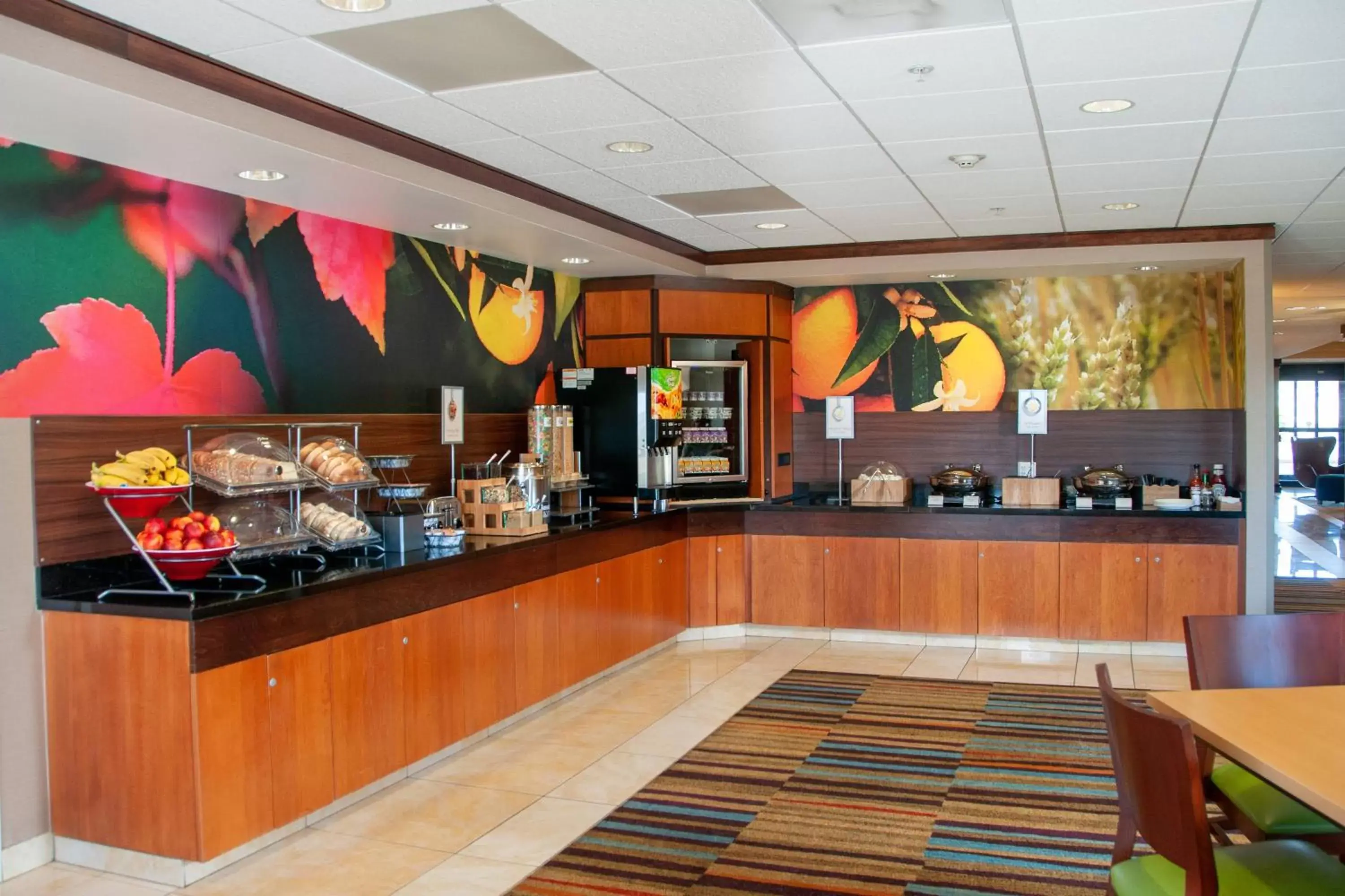 Breakfast, Restaurant/Places to Eat in Fairfield Inn and Suites by Marriott Colorado Springs North Air Force Academy