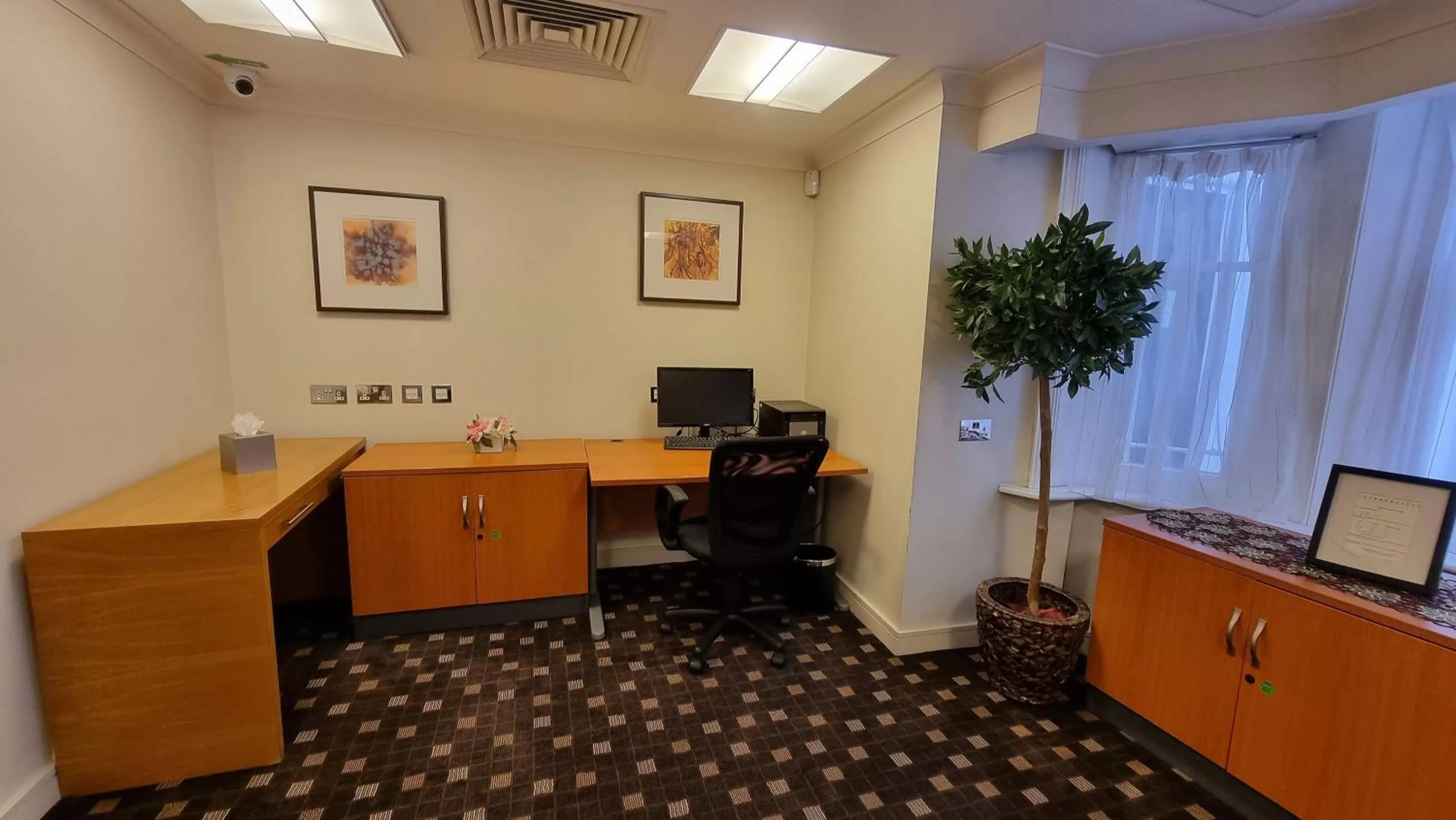 Business facilities in The Park City Grand Plaza Kensington Hotel