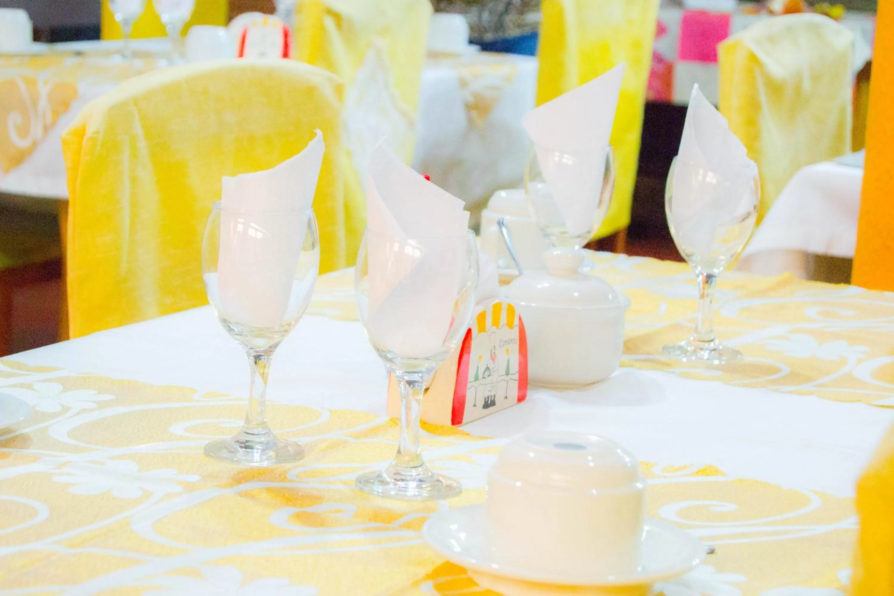 Restaurant/places to eat in Hotel & Restaurante Guarania