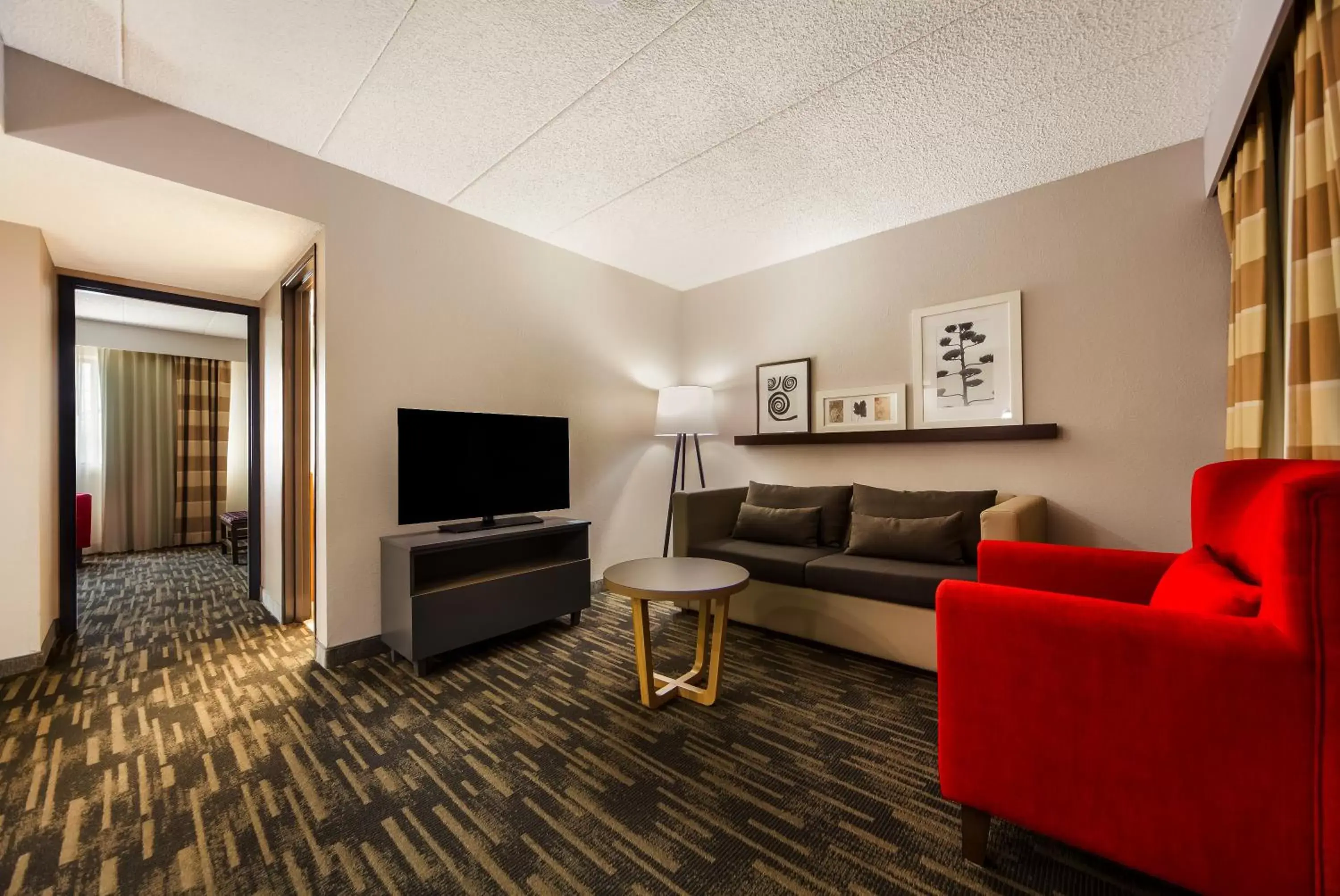 Bedroom, Seating Area in Country Inn & Suites by Radisson, Lincoln Airport, NE