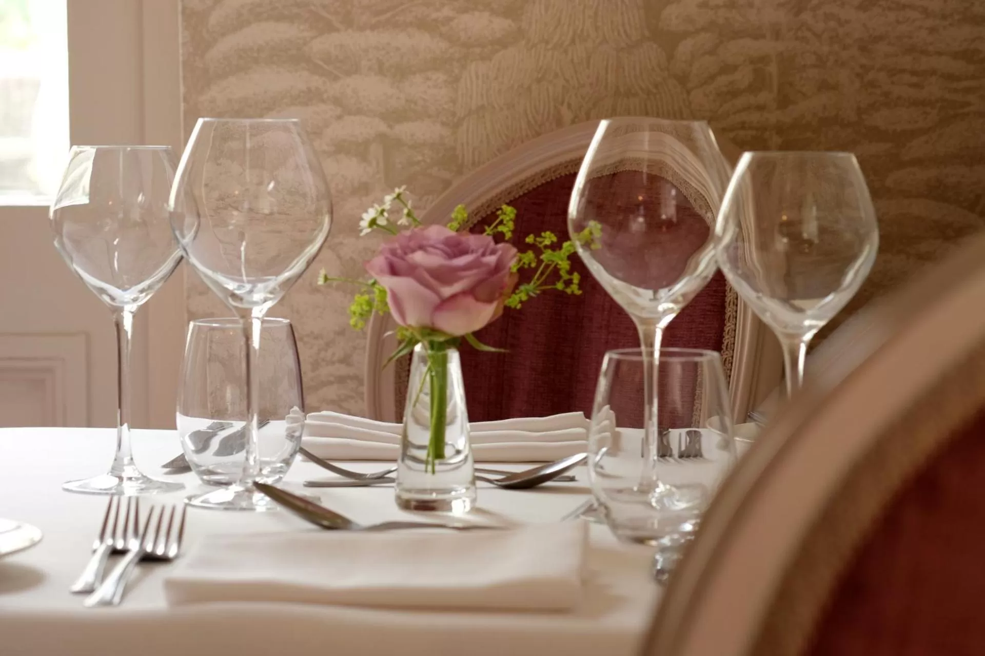 Dining area, Restaurant/Places to Eat in The Raven Hotel