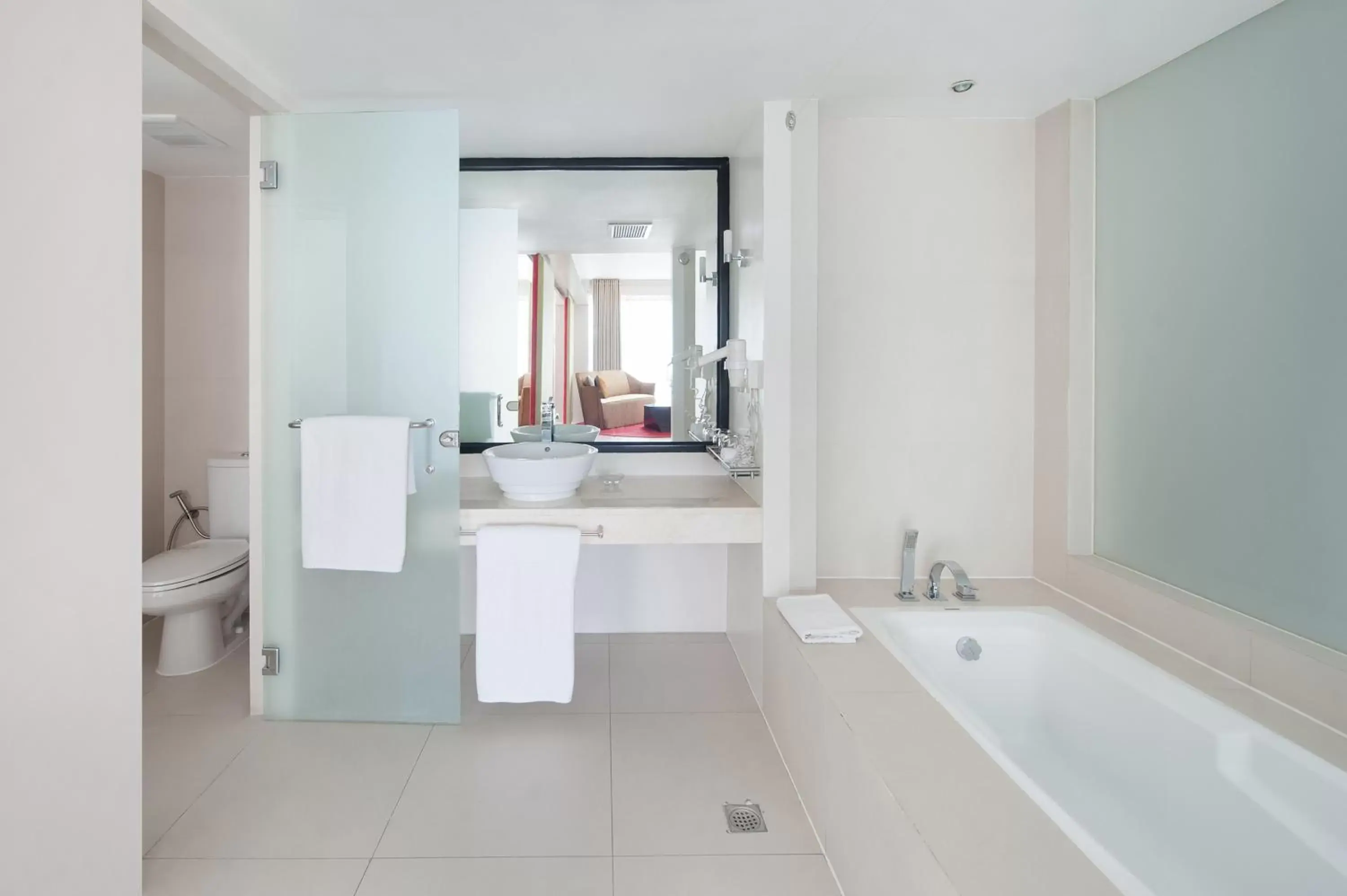 Toilet, Bathroom in The Picasso Boutique Serviced Residences Managed by HII