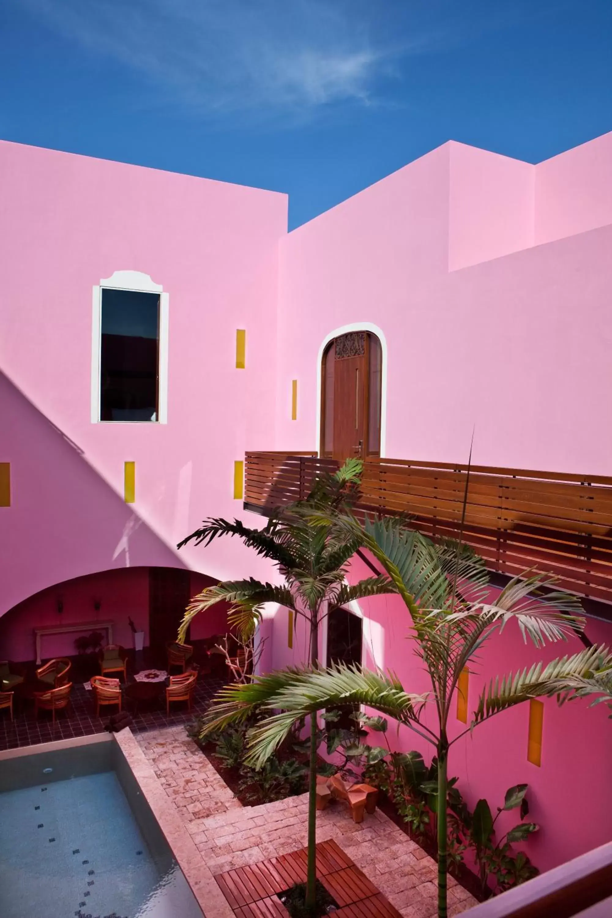 Balcony/Terrace, Property Building in Rosas & Xocolate Boutique Hotel and Spa Merida, a Member of Design Hotels