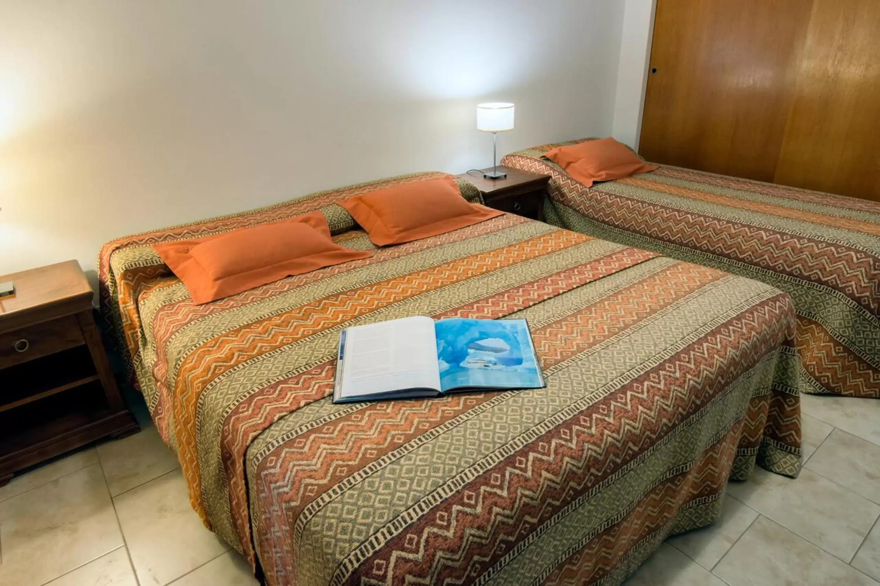 Bedroom, Bed in Tierra Tehuelche Hostería y Aparts