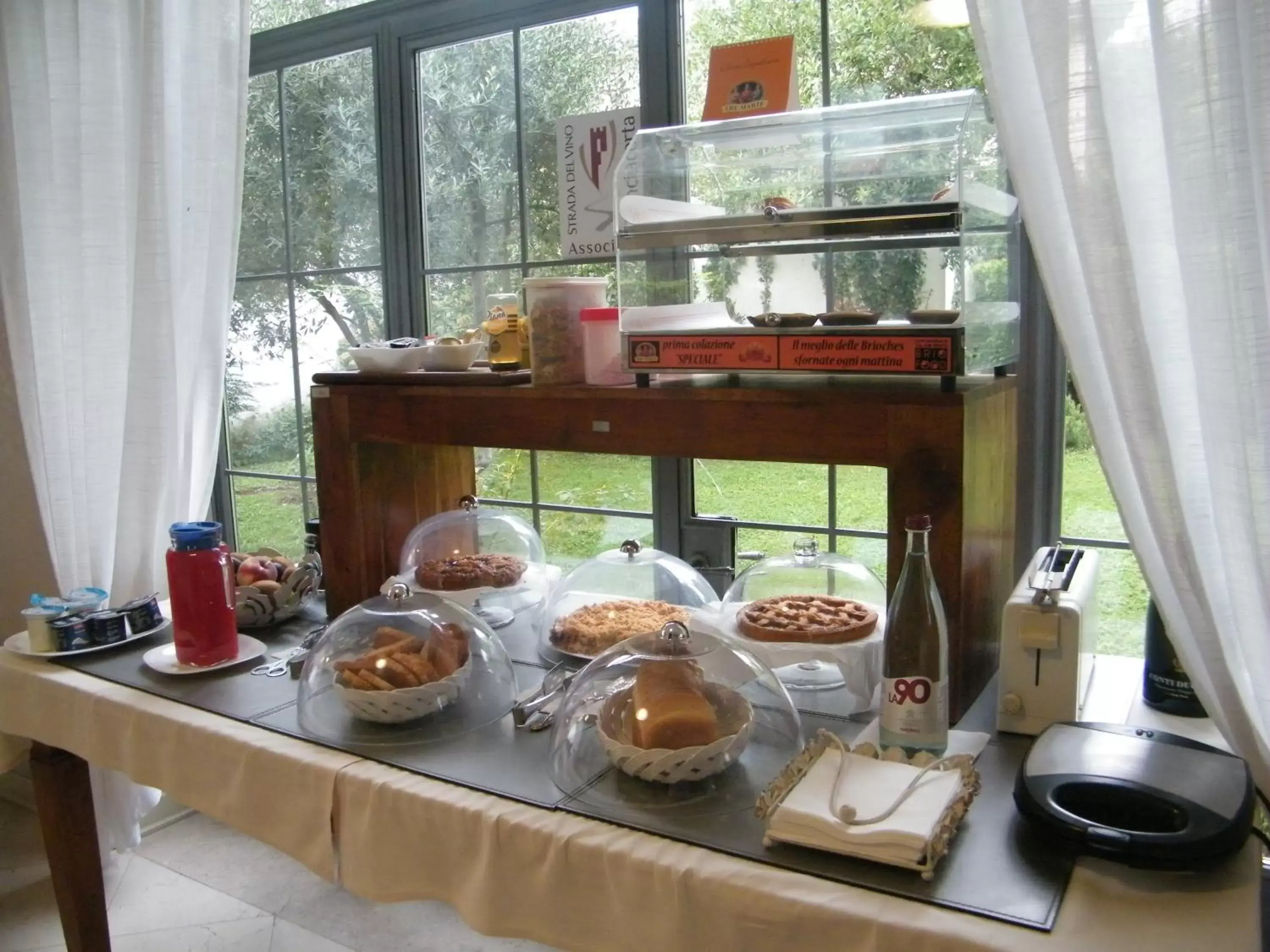 Breakfast in Villa Franca Casa Vacanze