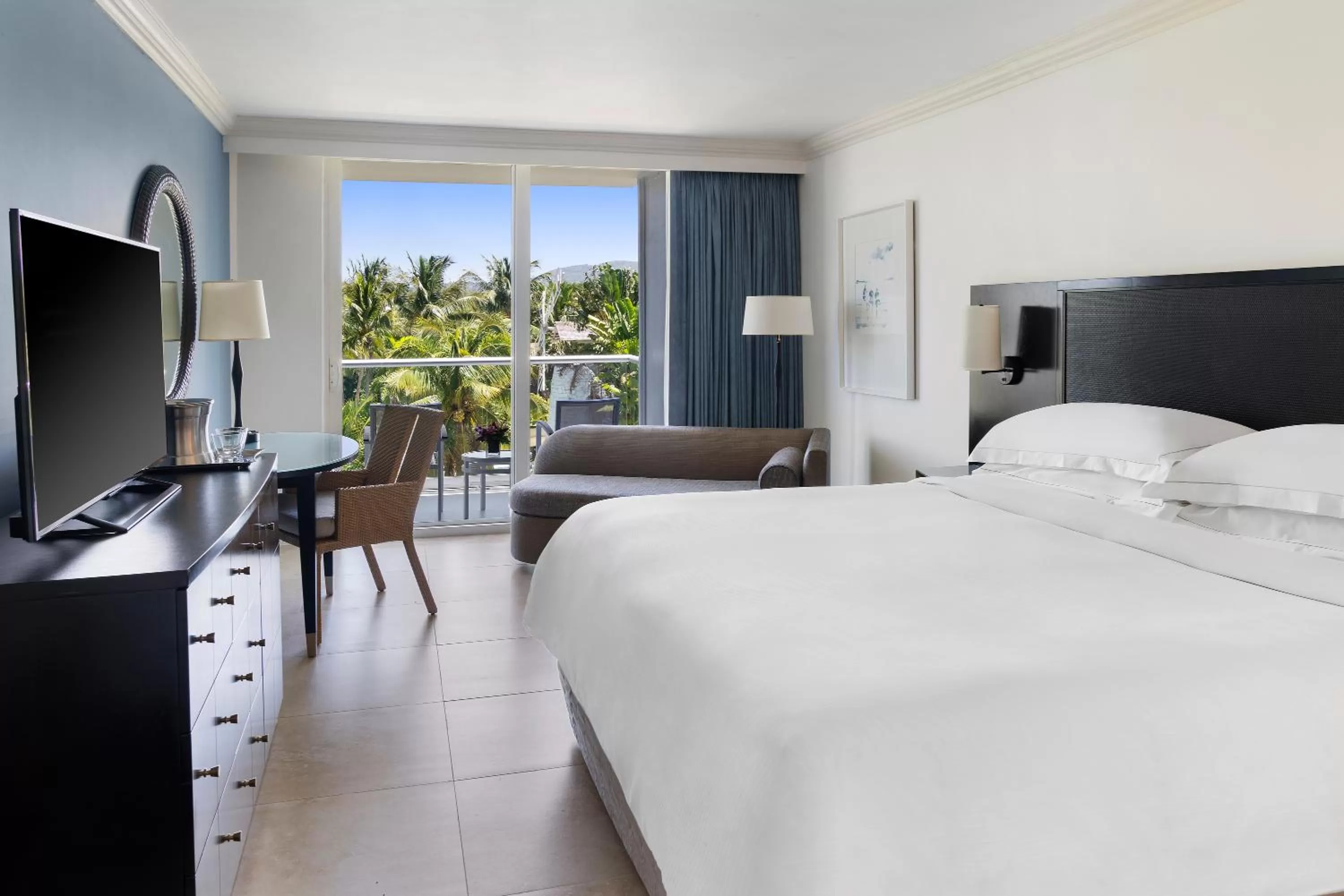 TV and multimedia, Bed in Dreams Rose Hall All-Inclusive Resort & Spa