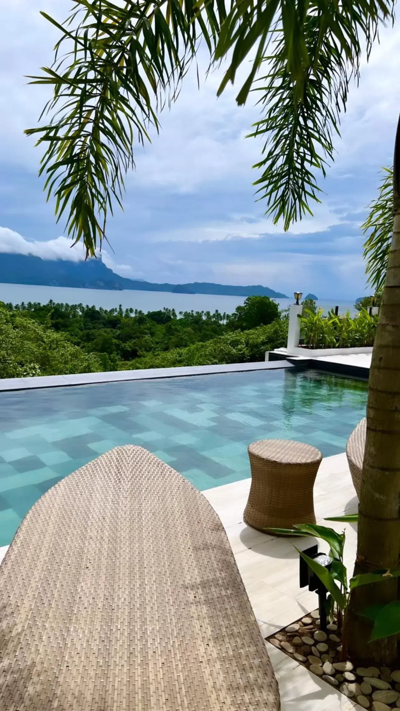 Swimming Pool in Ahana Resort El Nido