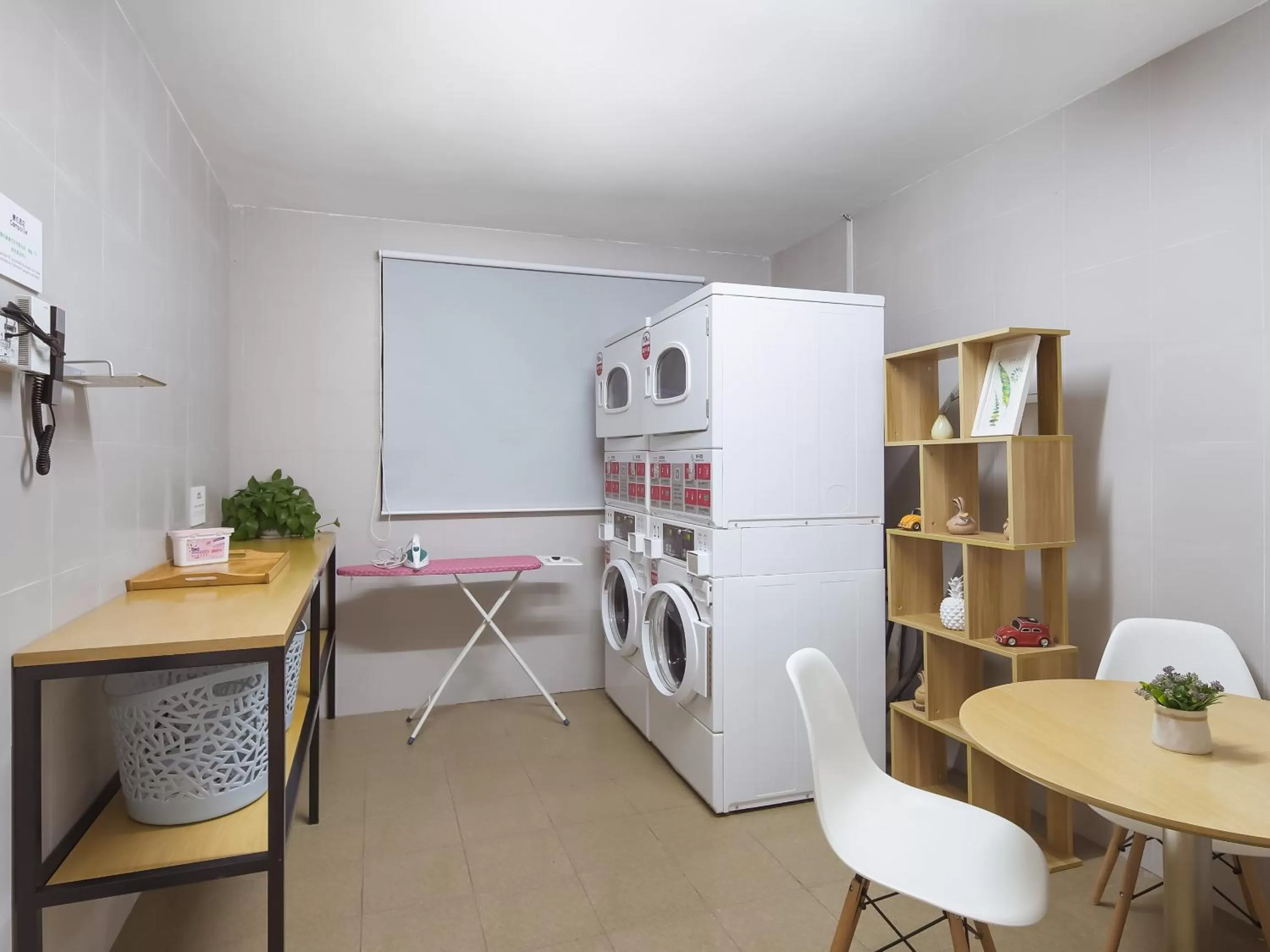 Area and facilities in Campanile Hotel - Shanghai Jing'an Temple