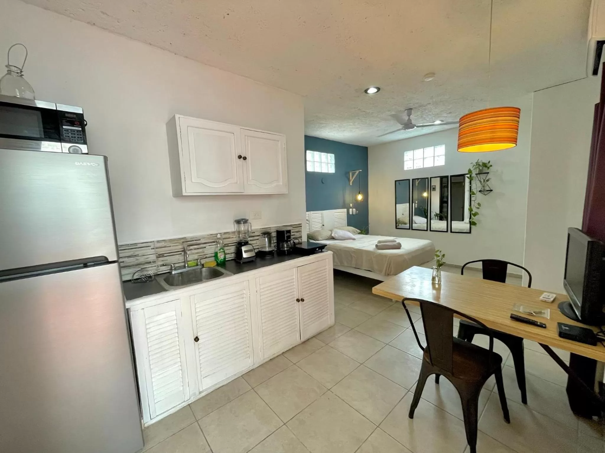 Kitchen or kitchenette, Kitchen/Kitchenette in Anana Coliving