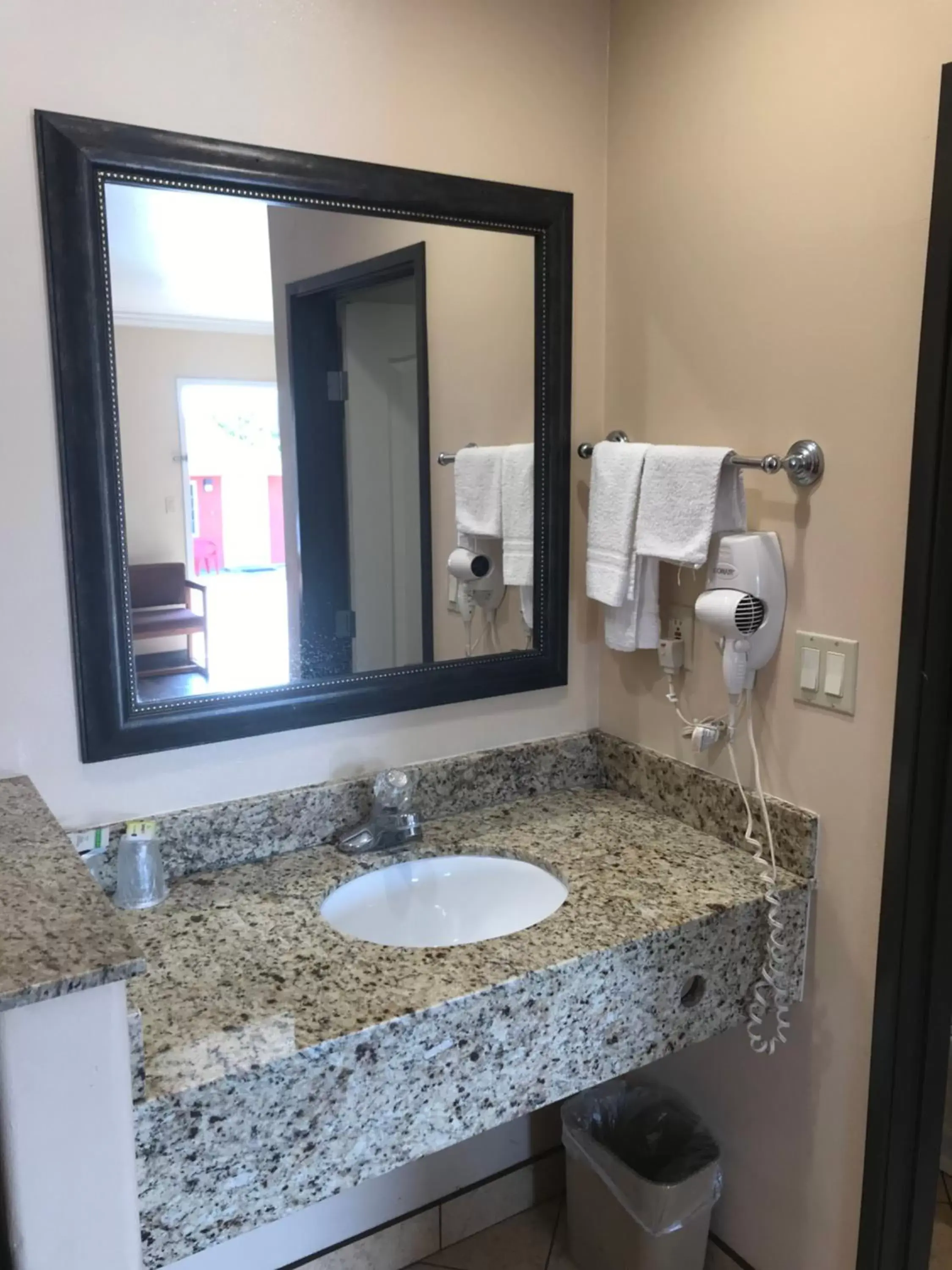 Bathroom in Hyland Motel